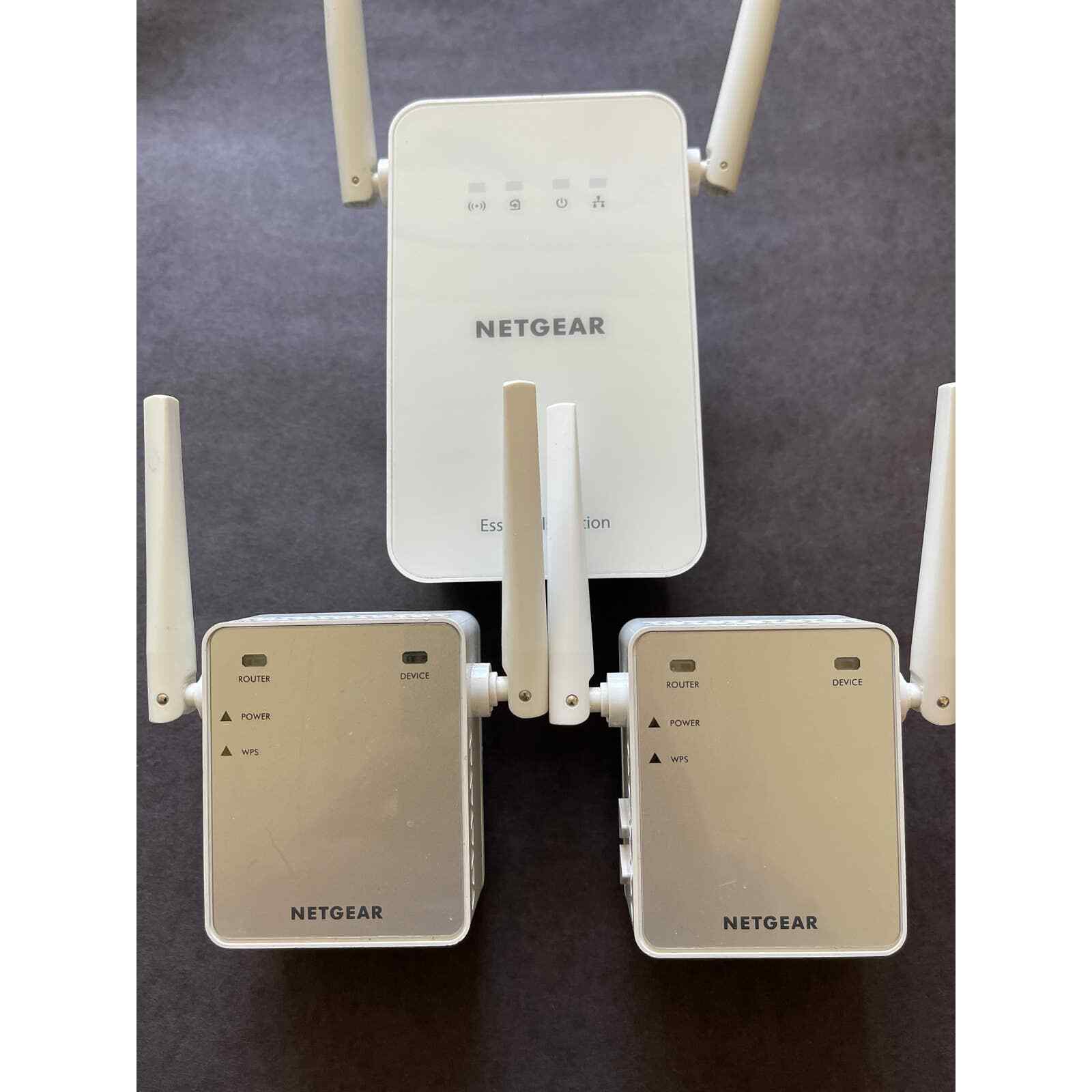 NETGEAR Essentials Edition N300 Wi-Fi Range Extenders & Powerline Edition 1010