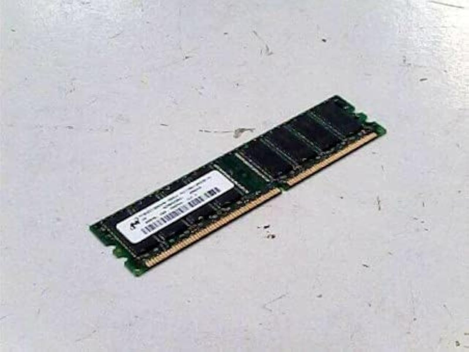 MT8VDDT3264AG-265C4 Micron MT8VDDT3264AG-265C4 Micron MT8VDDT3264AG-265C4