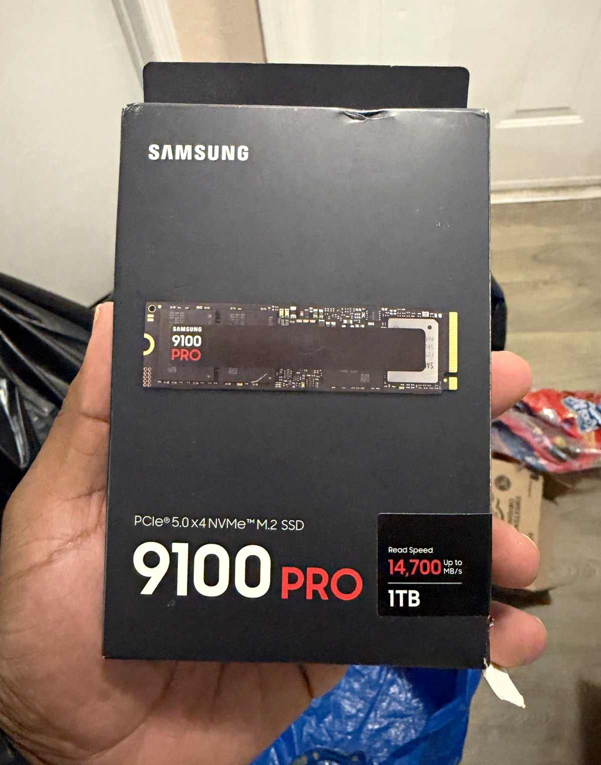 Samsung 9100 PRO 1TB PCIe 5.0 x4 NVMe M.2 Internal SSD 14700MB/s