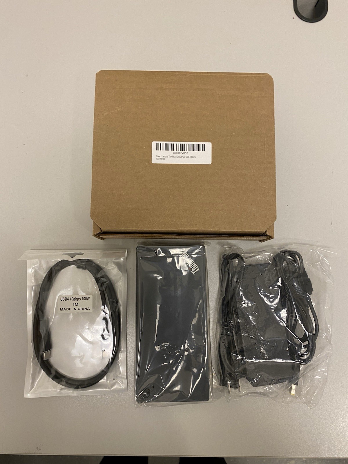 Lenovo ThinkPad Universal USB-C Dock - 5D21B41471, Type 40AY—NEW