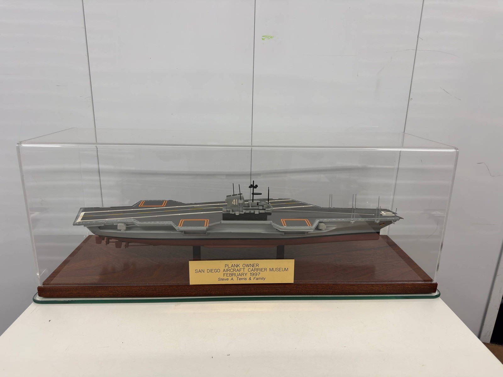 USS San Diego Aircraft Carrier Model Display Case Plank Owner 1997 Museum