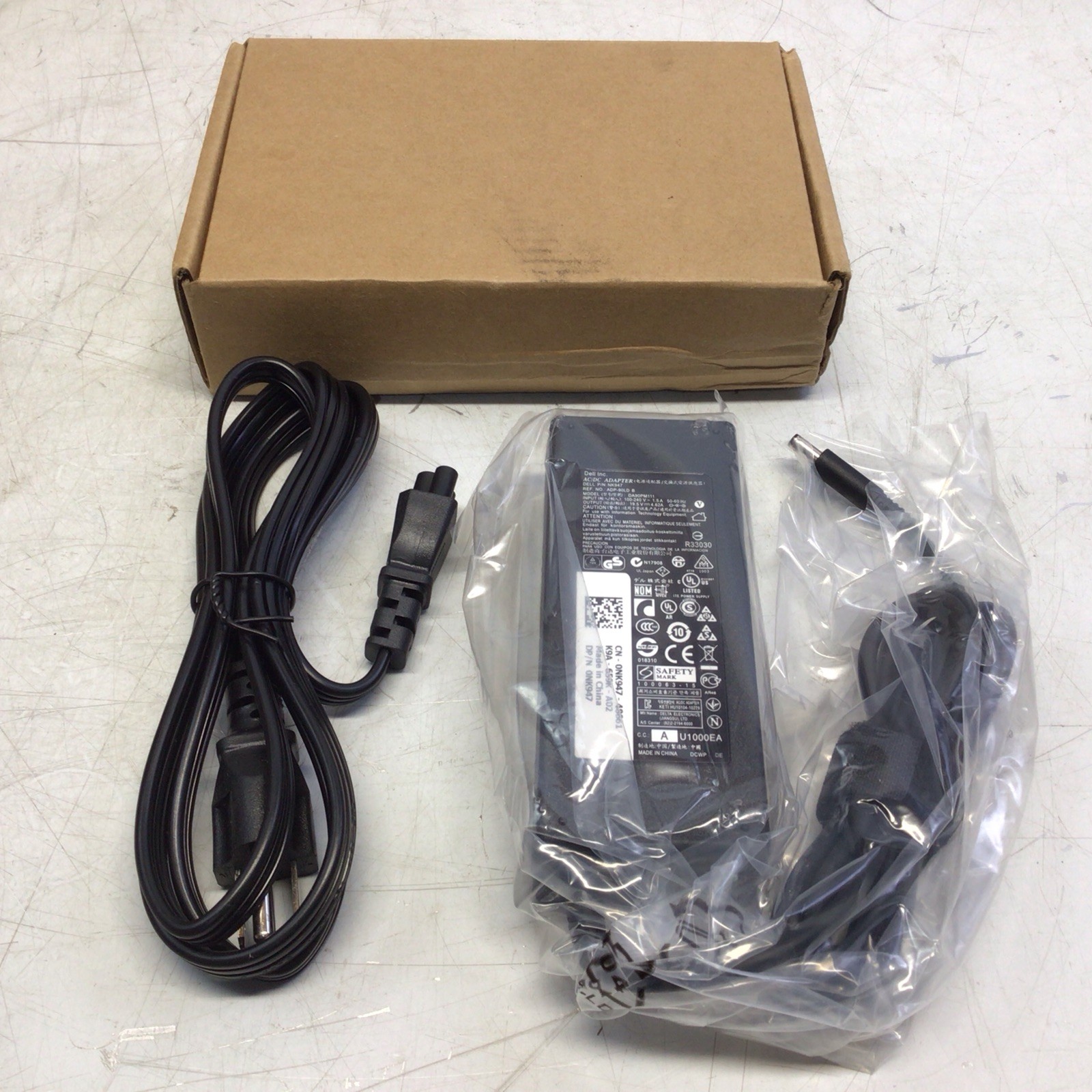 Genuine Dell 90W Charger Power Adapter For DA90PM111