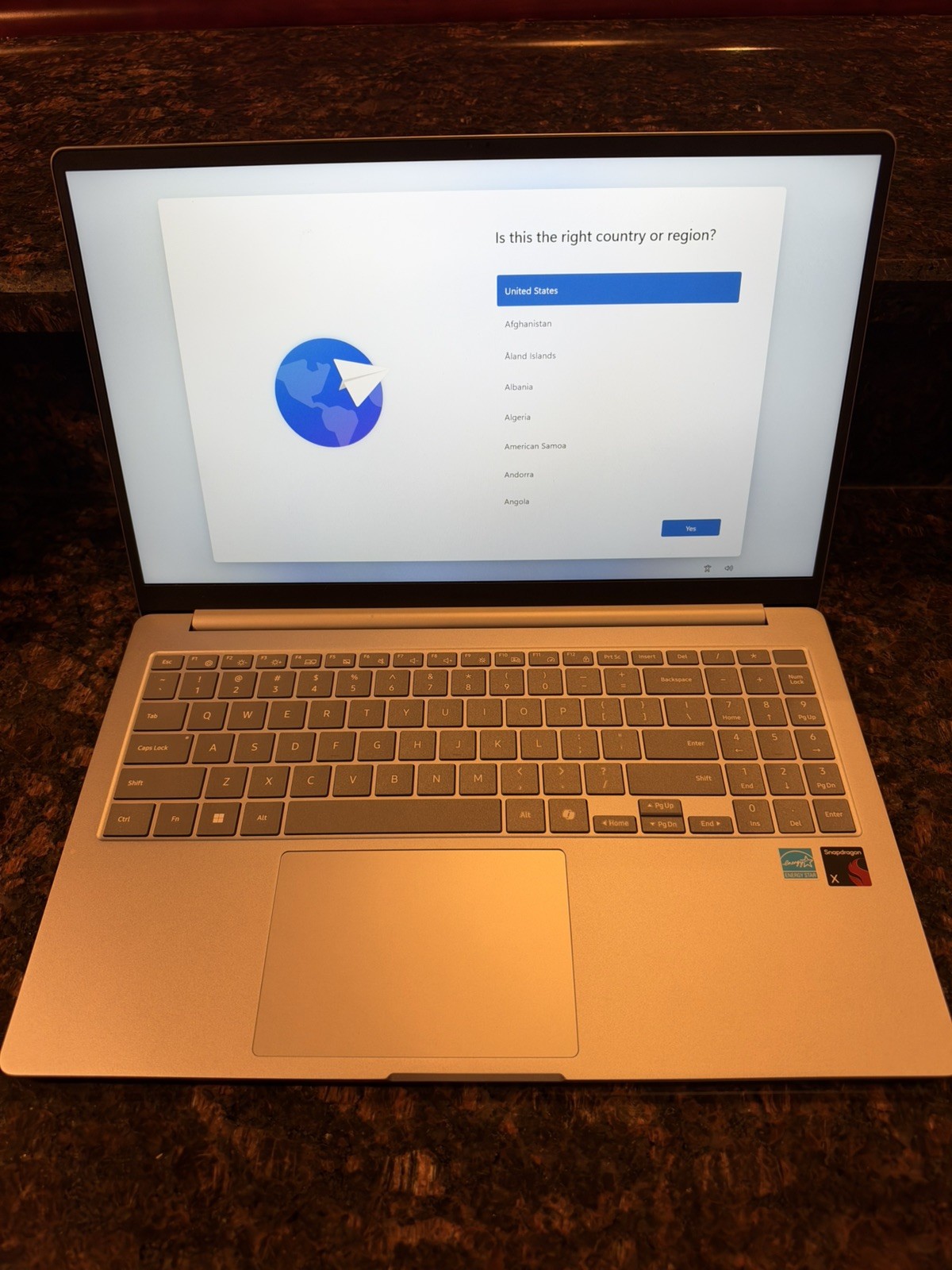 Samsung Galaxy Book4 Edge Copilot+ PC 15.6" LED Laptop Snapdragon X, 16GB 512GB