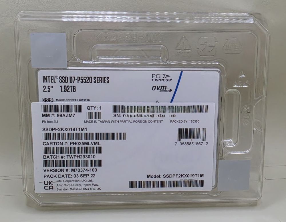 Intel Solidigm D7 Series P5520 1.92 TB 2.5" SSDPF2KX019T1M1 SSD PCIe - BRAND NEW