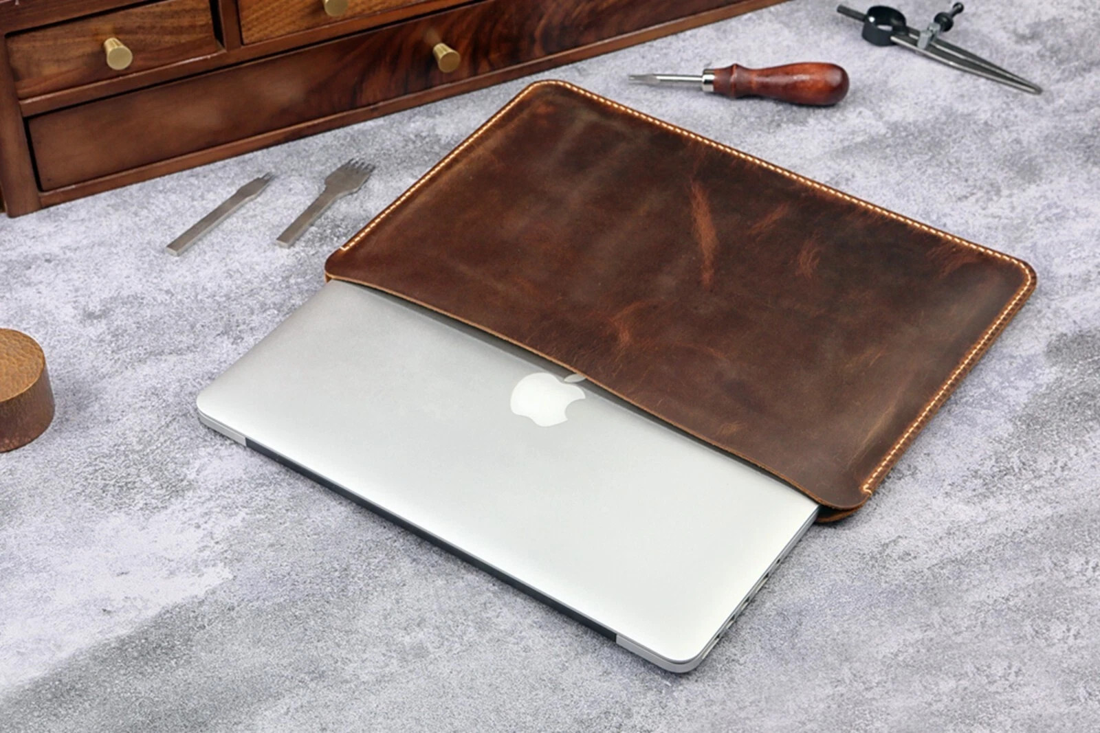 Hand Stitched Genuine Leather macbook sleeve case for Macbook Air M4 13 15