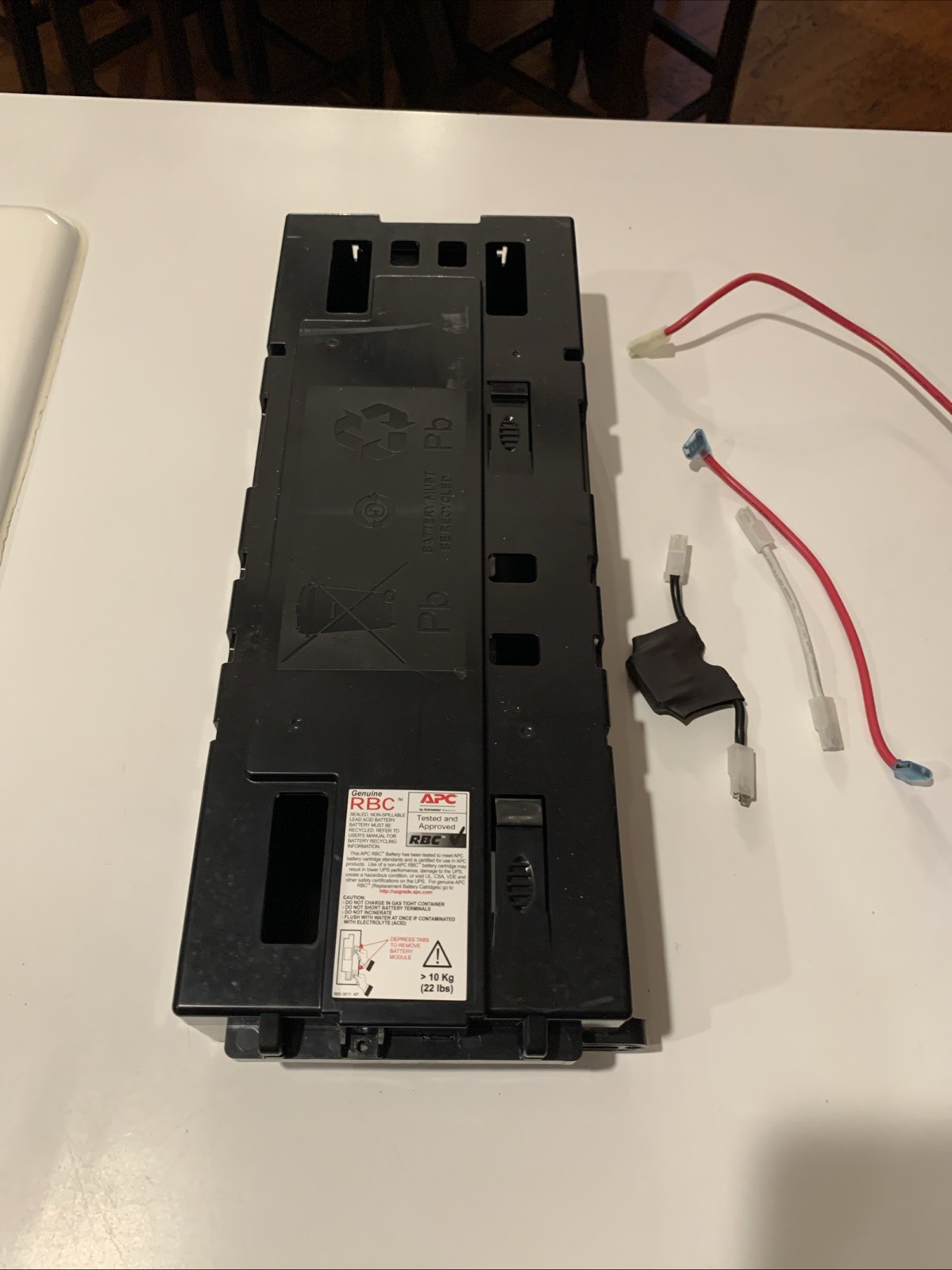 APC RBC115 0M-9989A-001 UPS Battery Cartridge Tray with Cables  *NO BATTERIES*