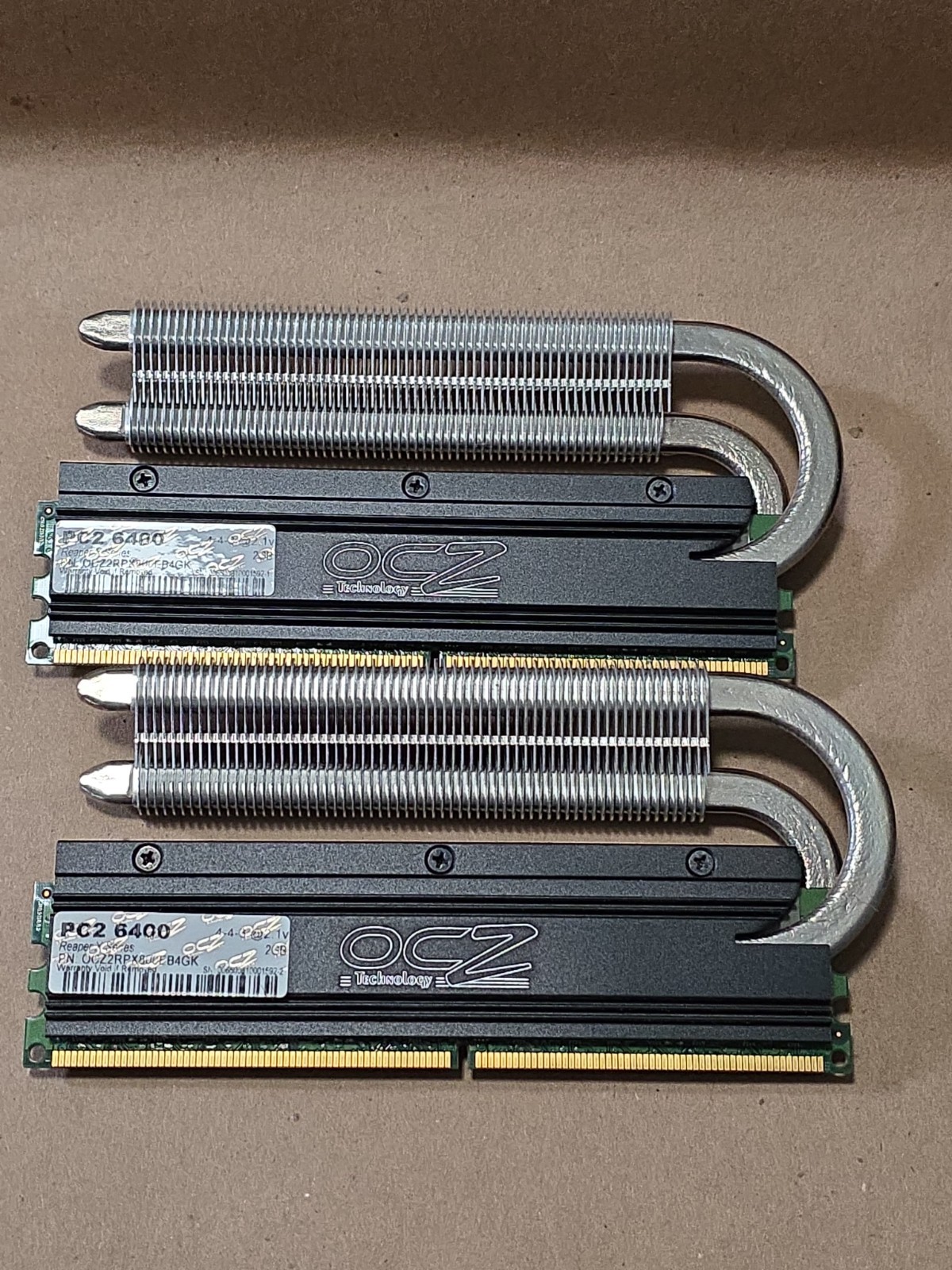 OCZ Reaper X Series 4GB 2x 1GB PC2-6400 Desktop DIMM DDR2 OCZ2RPX800EB4GK