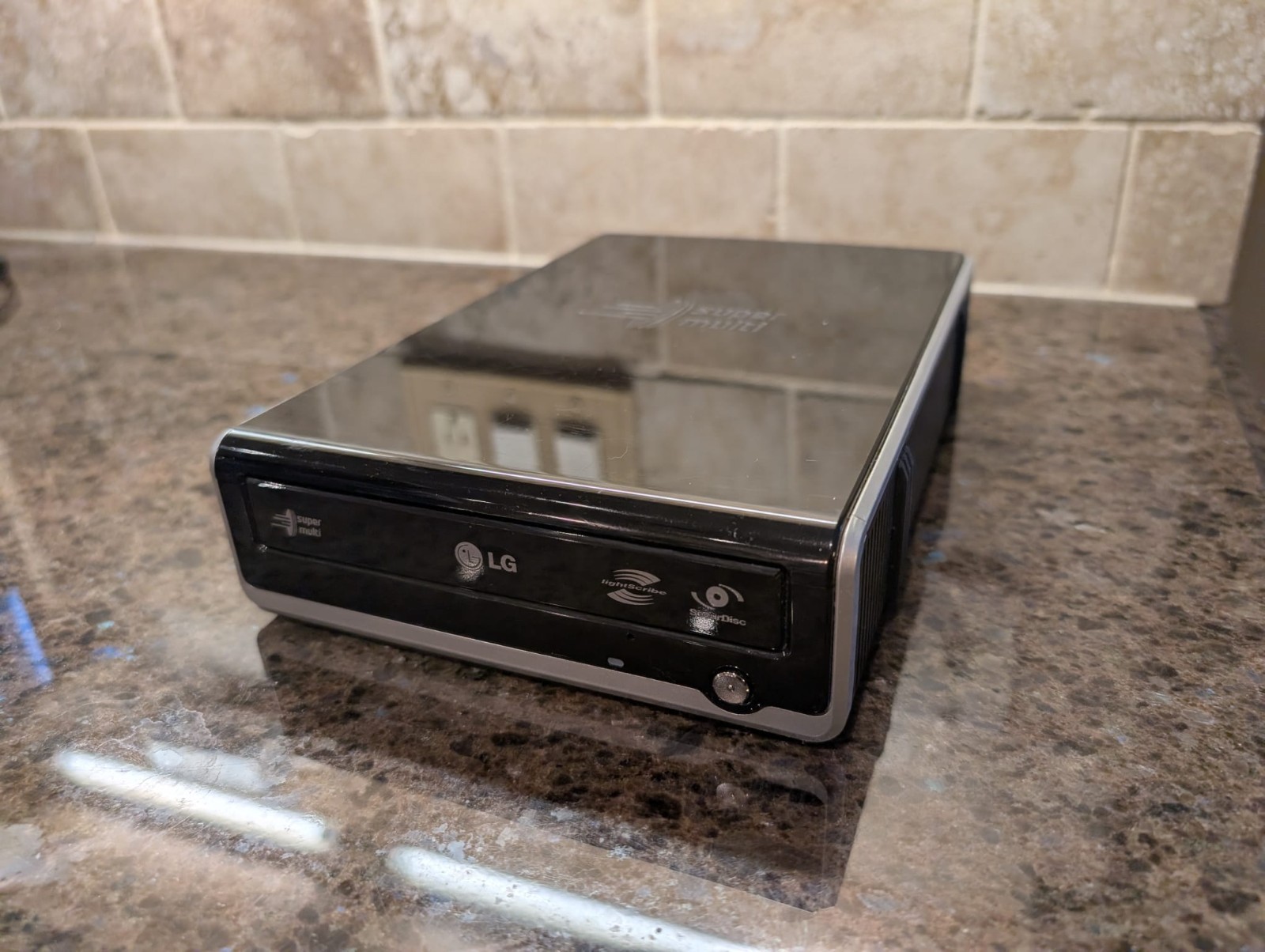 LG GSA-E60L External Super Multi DVD Rewriter Unit Only