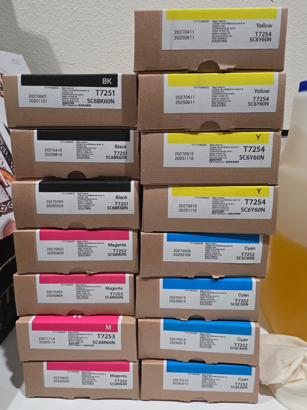 GENUINE Epson DG BLACK Ink 600ml For F2100 & F2000 (T725A) - 2027