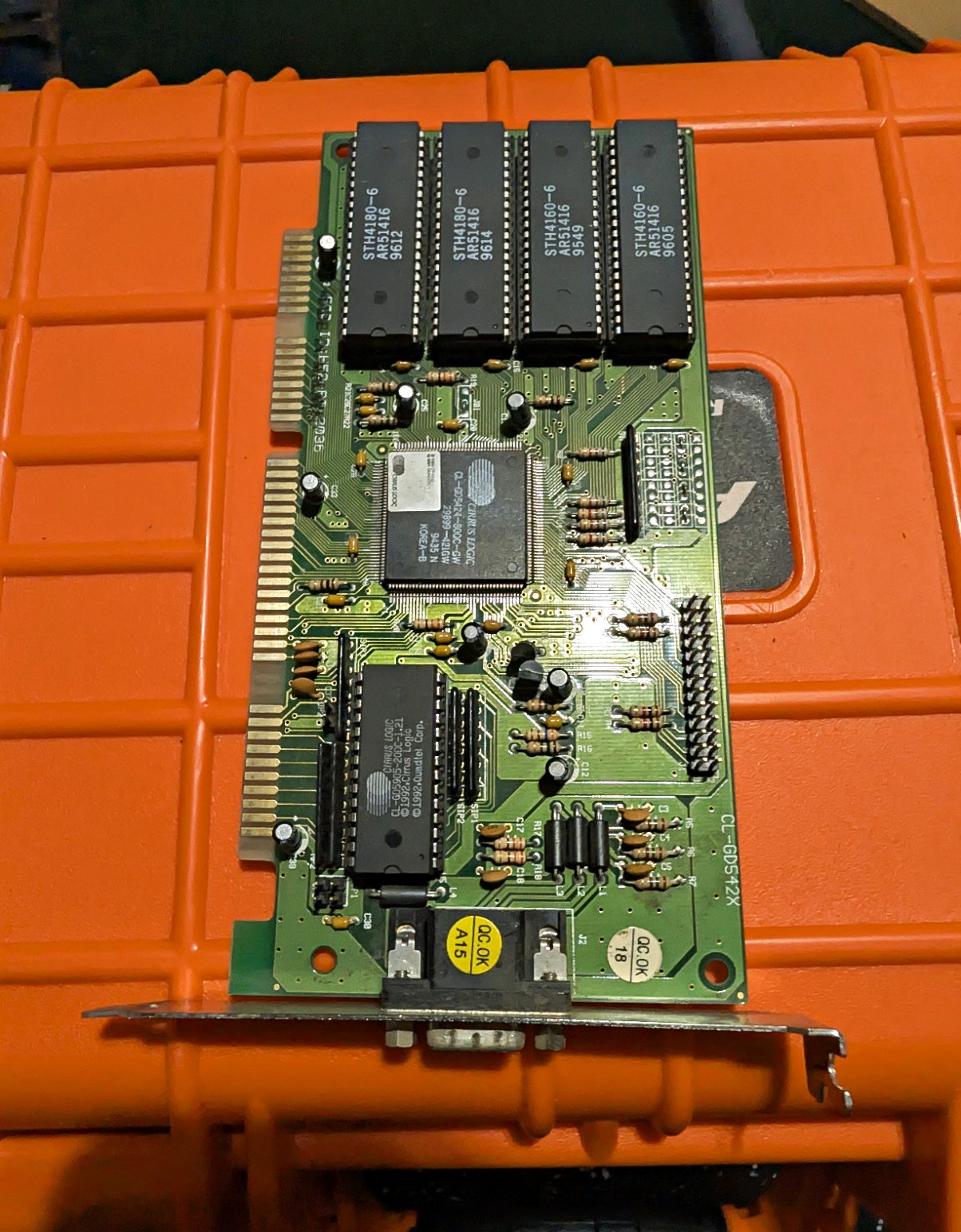 Vintage Cirrus Logic CL-GD5424 VLB VESA Local Bus VGA Graphics Card Retro 486 PC