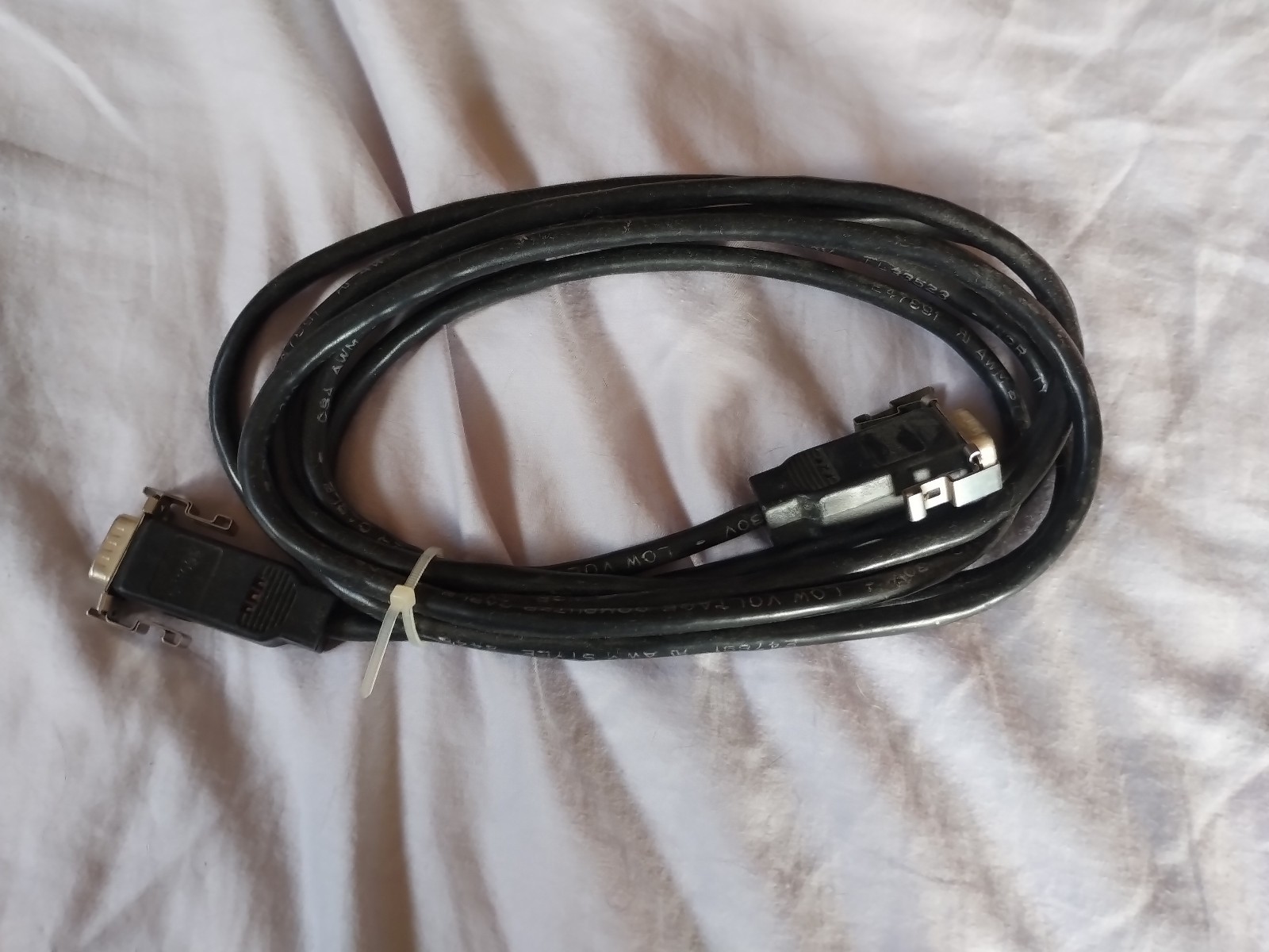 CMS 9-pin RS-232 serial cable, w/ clasps; missing 6th pin both sides; untested