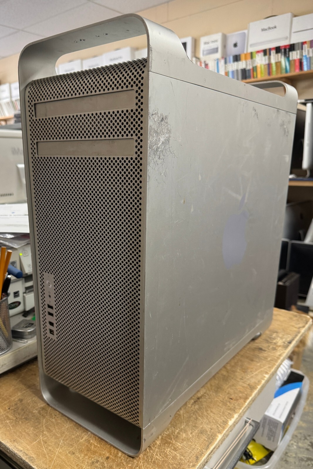 Apple Mac Pro (2,1) June 2007 2x 3GHz Quad-Core Intel Xeon (BTO/CTO) RARE