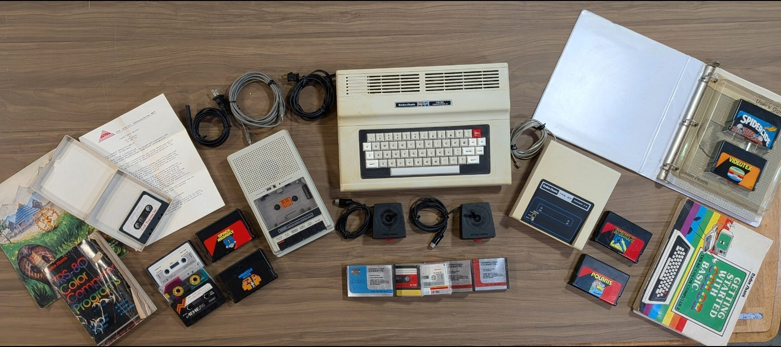 TRS-80 Color Computer 2, 64K Cassette Player , Modem, Games, Book , READ DESC 