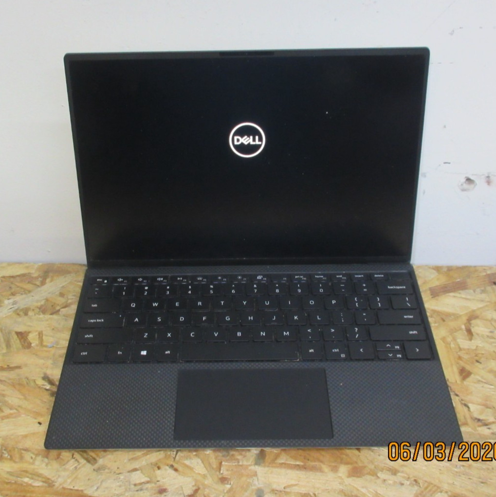 Dell XPS 13 9300 Intel Core i5-10TH @ 1.0GHz 8GB RAM 512GB SSD WIN11P LAPTOP.