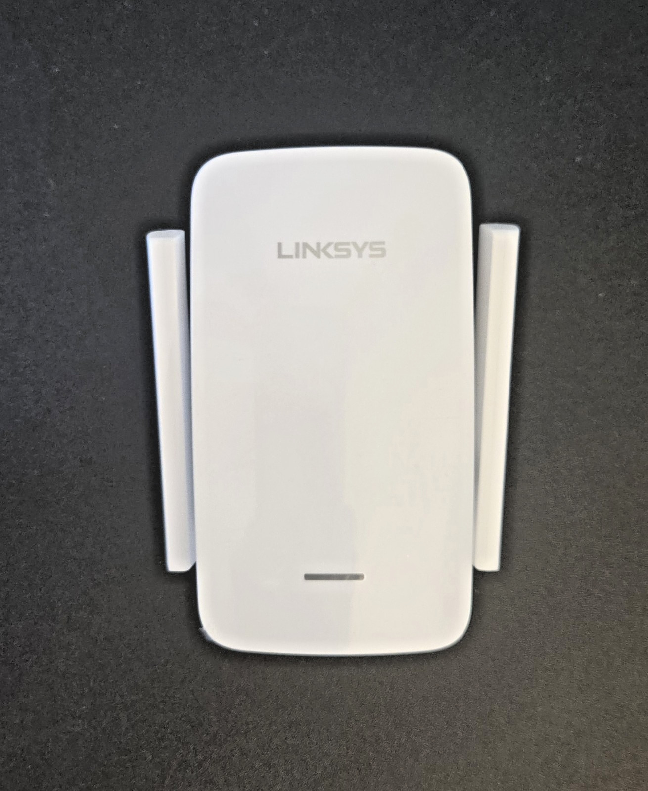 Linksys Model RE6300 V2 Wi-Fi Range Extender