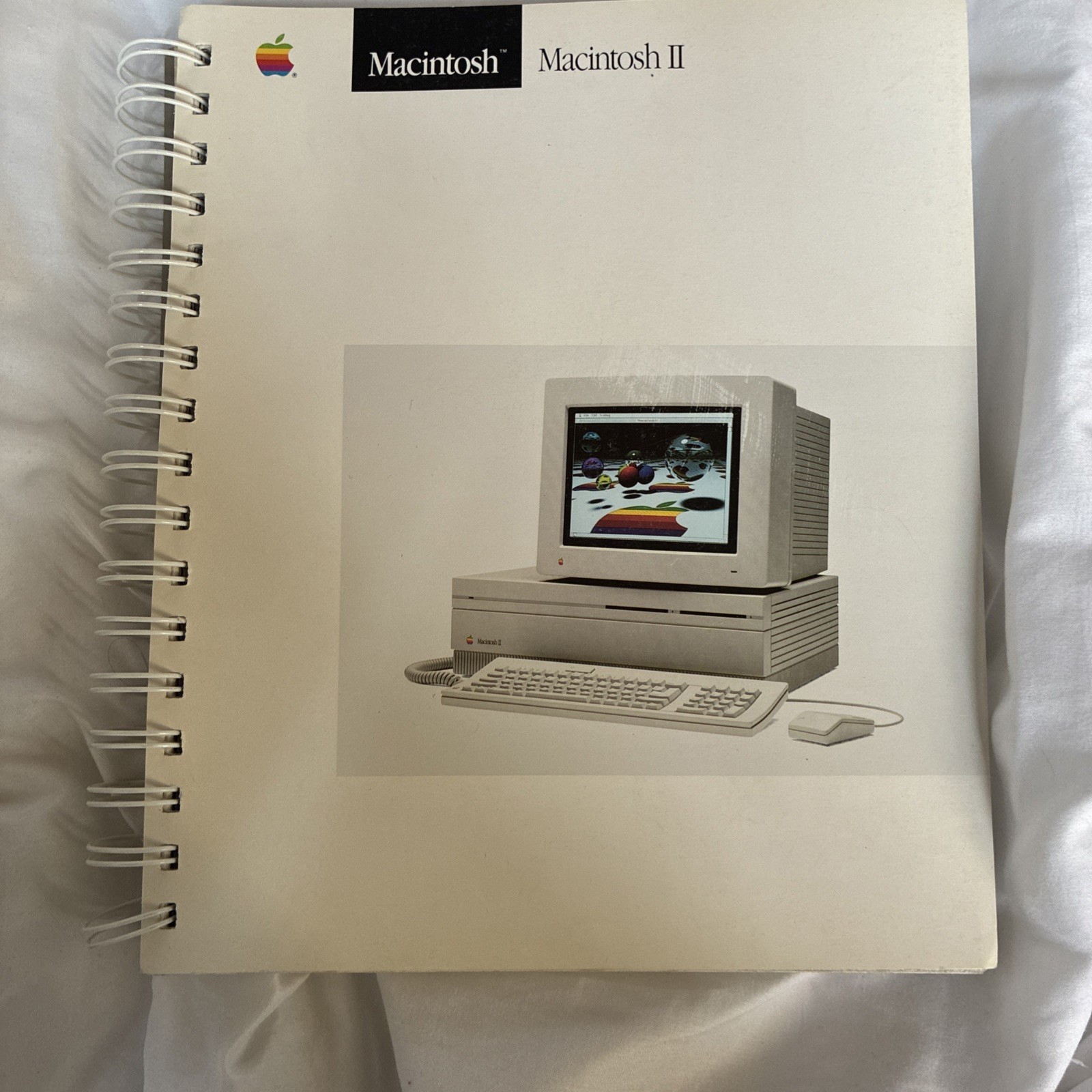 VTG Computer Memorabilia 1986 Apple Macintosh II User Guide Vintage 80s