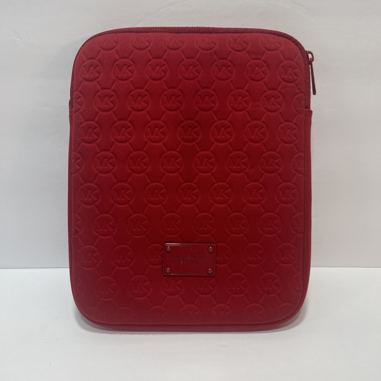 MICHAEL KORS red EMBOSSED LOGO NEOPRENE IPAD TABLET ELECTRONICS CASE COVER 