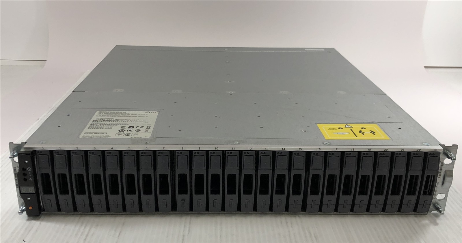 NetApp NAJ-1001 FAS2240-2 2x 111-00846 Controllers w/ 24x 600Gb 2.5" SAS HDD