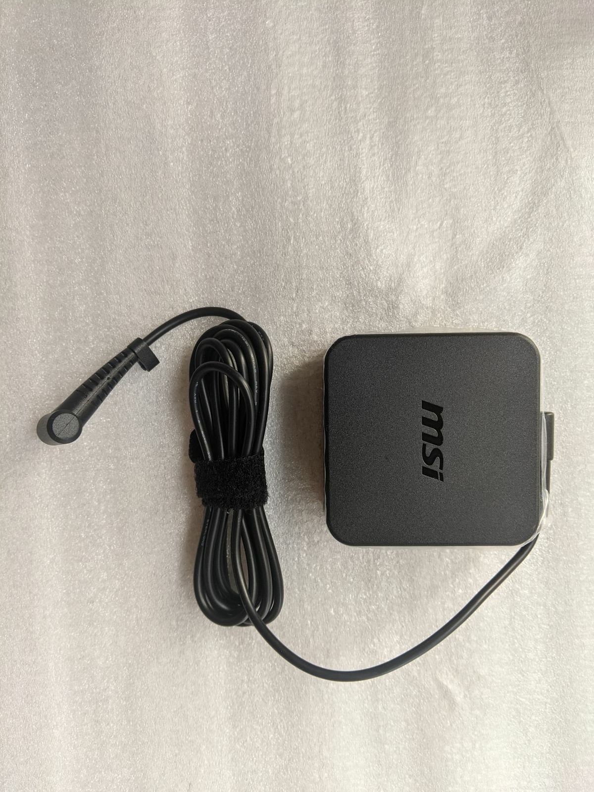 New Original MSI Modern 14 B10MW-014US Laptop Power Supply Adapter ADP-65GD D
