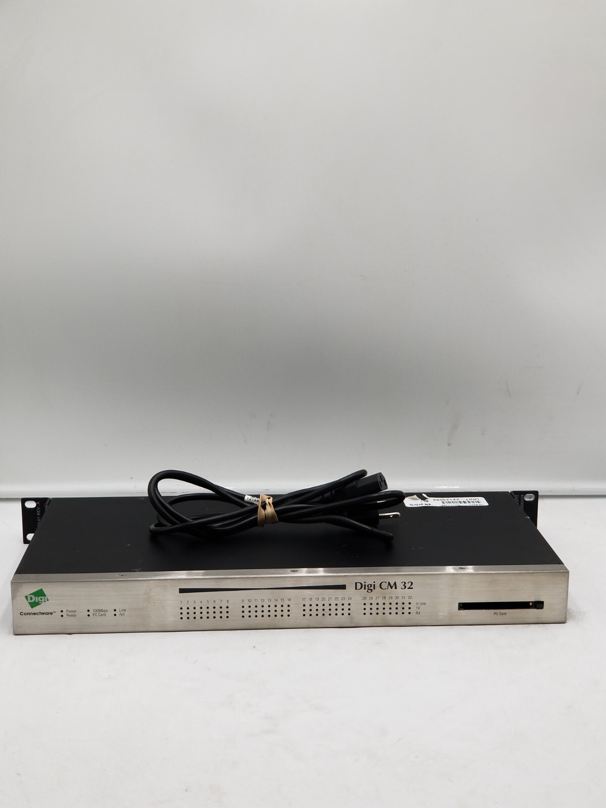 Digi Connectware CM32 32Ports Mountable Console Server 50000838-05