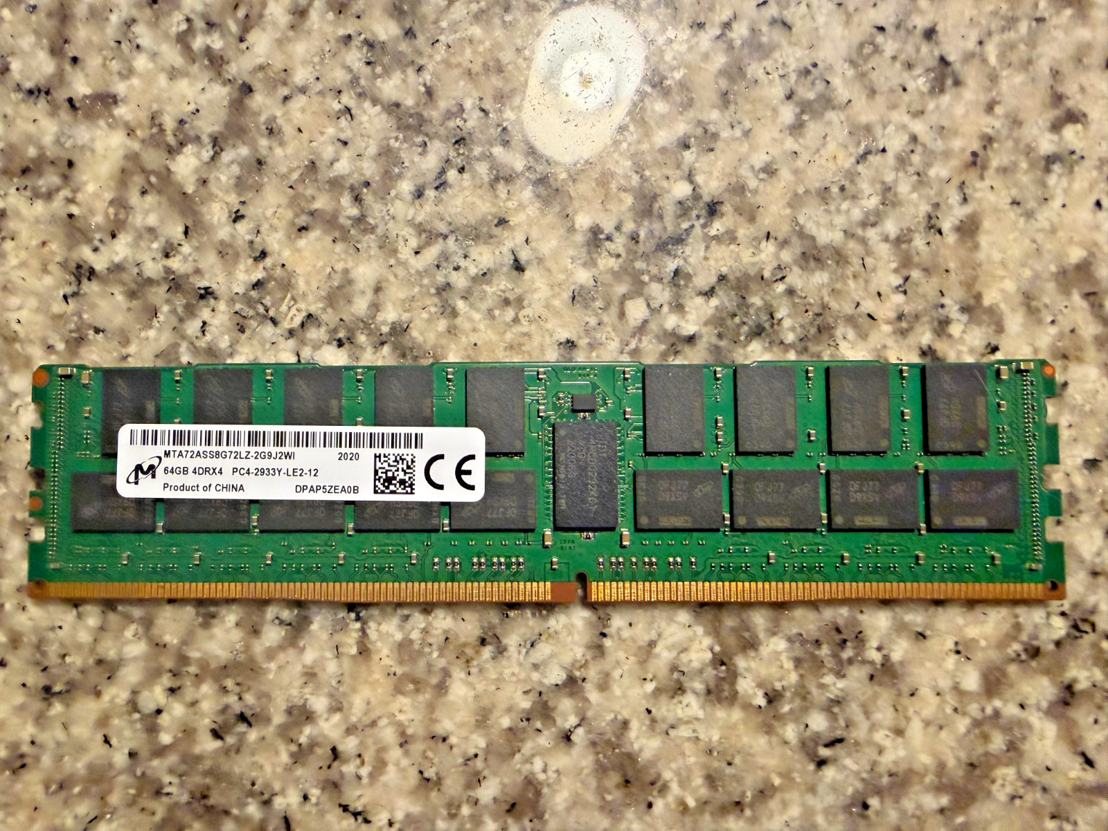 MICRON MTA72ASS8G72LZ-2G9D1 64GB (1X64GB) 4DRX4 PC4-2933Y LRDIMM MEMORY