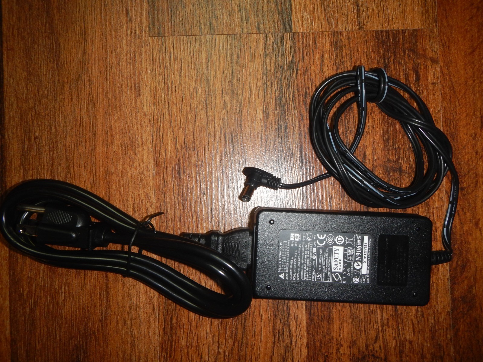 Genuine Delta Electronics EADP-18CB A 48V 0.375A AC Adapter Power Supply