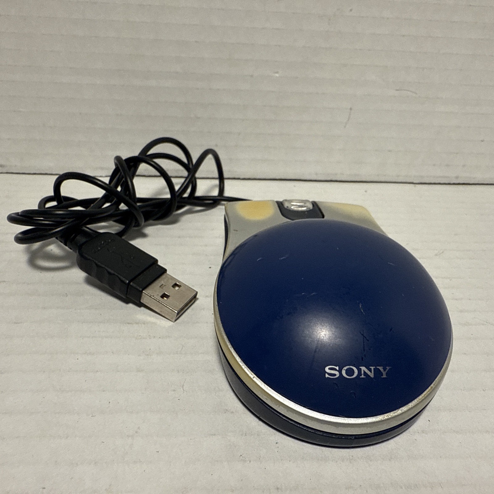 Sony Wired USB Optical Mouse SMU-CM2 Working Tested SEE PICS FOR CONDITION VTG