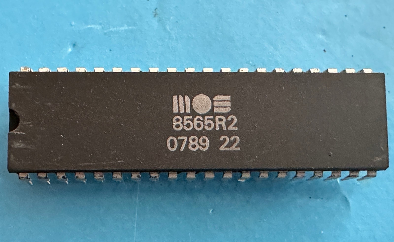 8565R2 CSG/MOS Video Chip IC VIC, Commodore C64 #07 89