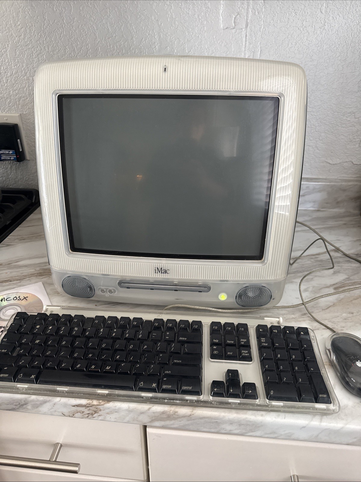 Apple iMac OSX  Vintage Desktop Computer works Beautiful