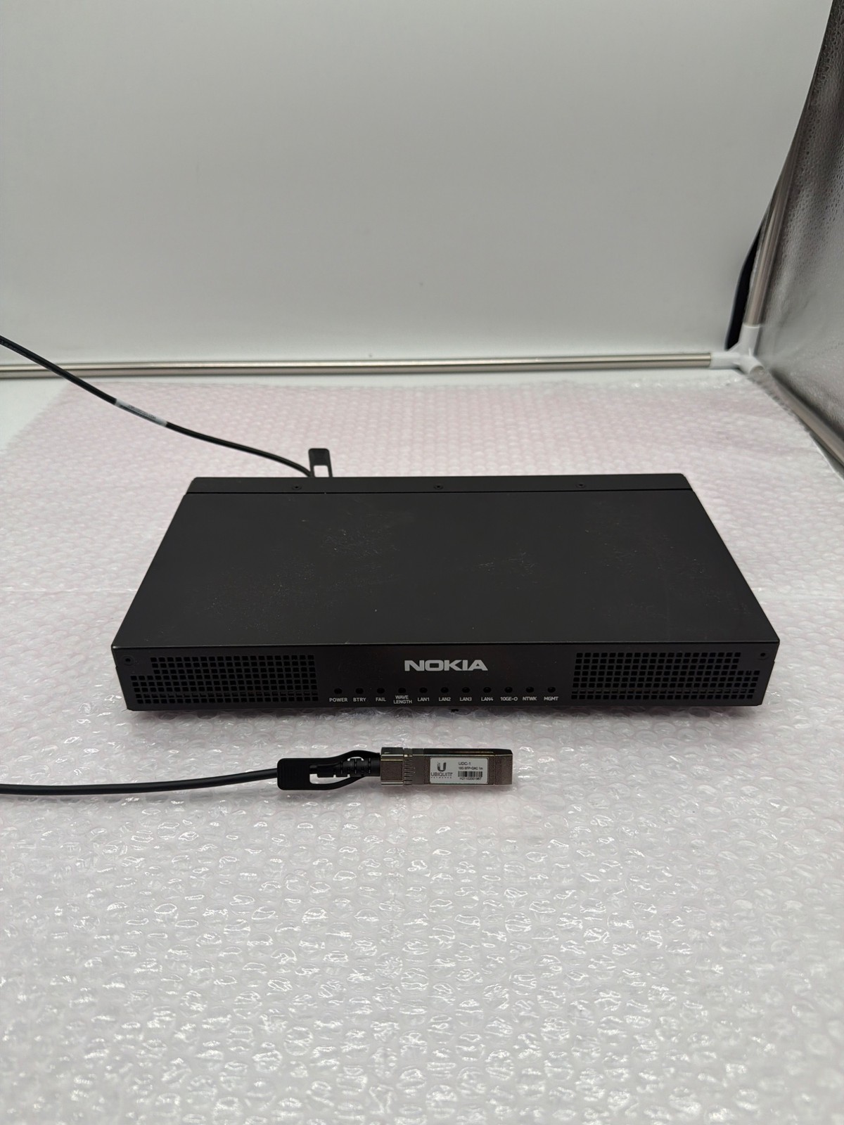 Nokia U-050X-A Optical Network Unit ONU 4x GbE 10GE Fiber Tested w/ Cable