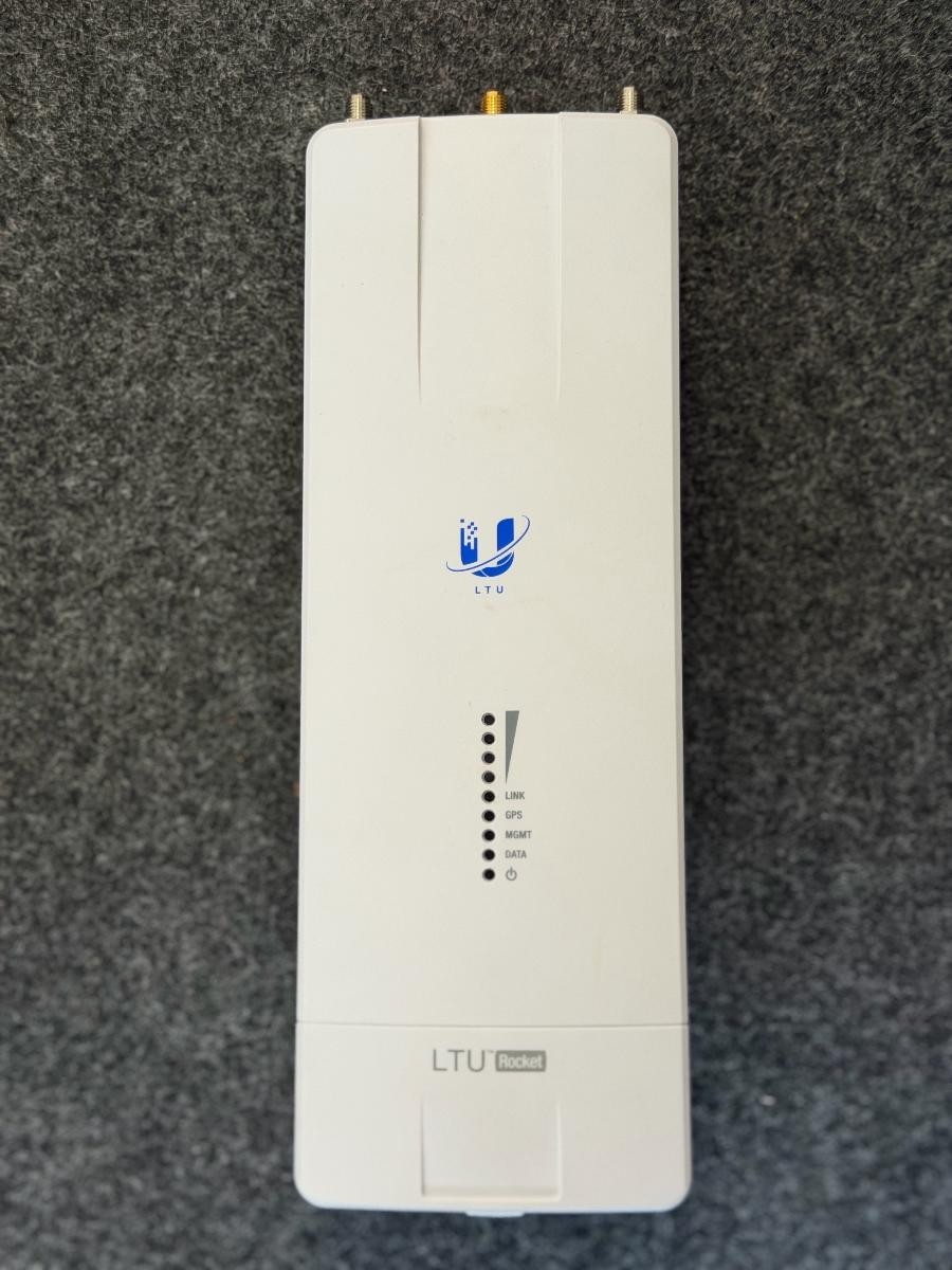 BOXED AND SEALED  SHIPPING ONLY EU Ubiquiti LTU Rocket (LTU-Rocket)