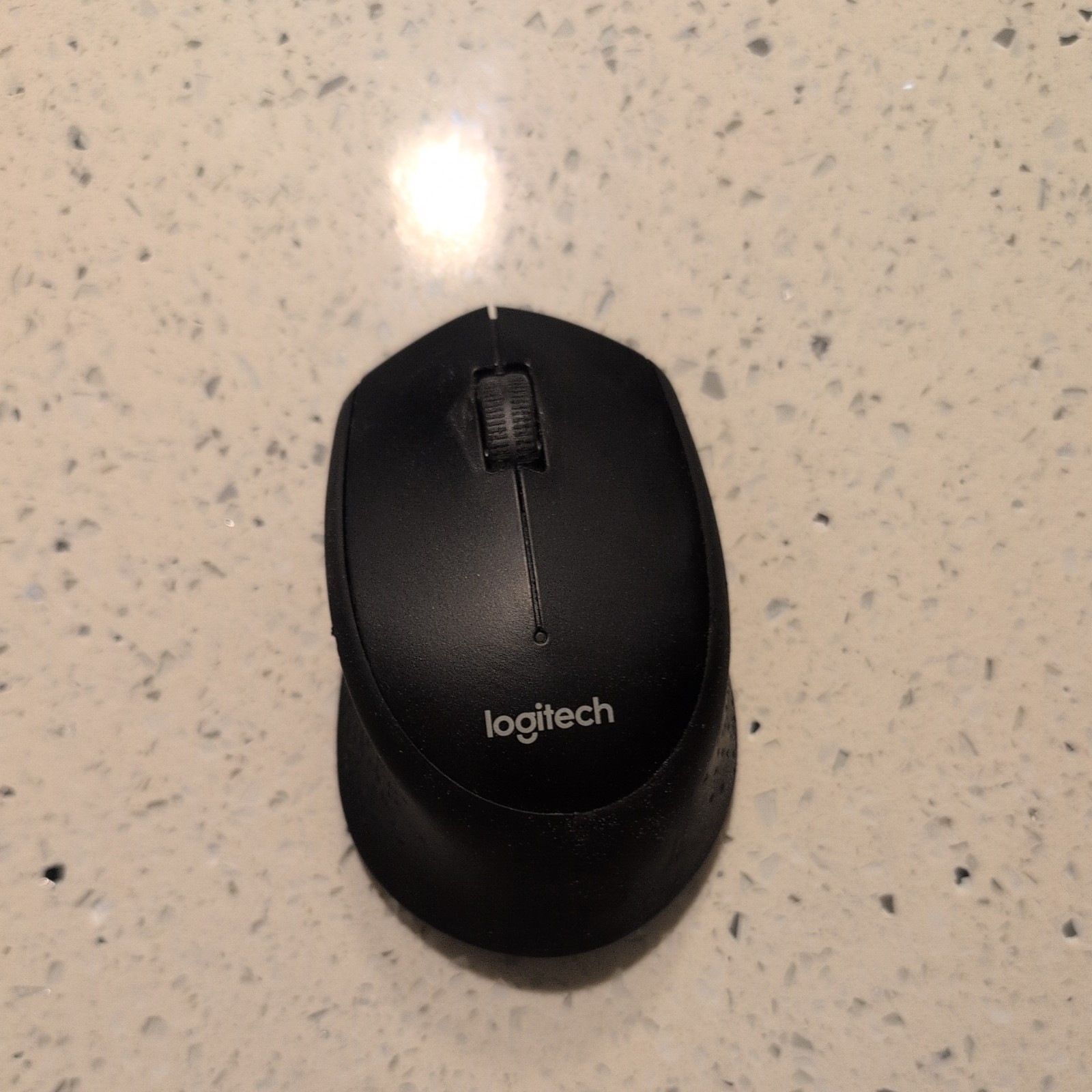 NEW Logitech M330 Silent Plus Wireless Mouse Black 2.4GHz USB 1000 DPI