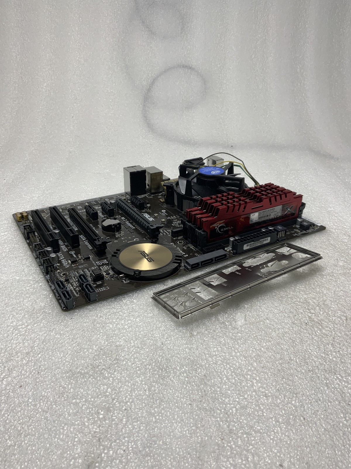 ASUS Z97-E ATX Motherboard Core i5-4460 3.2GHz 16GB DDR3 GSKILL RAM