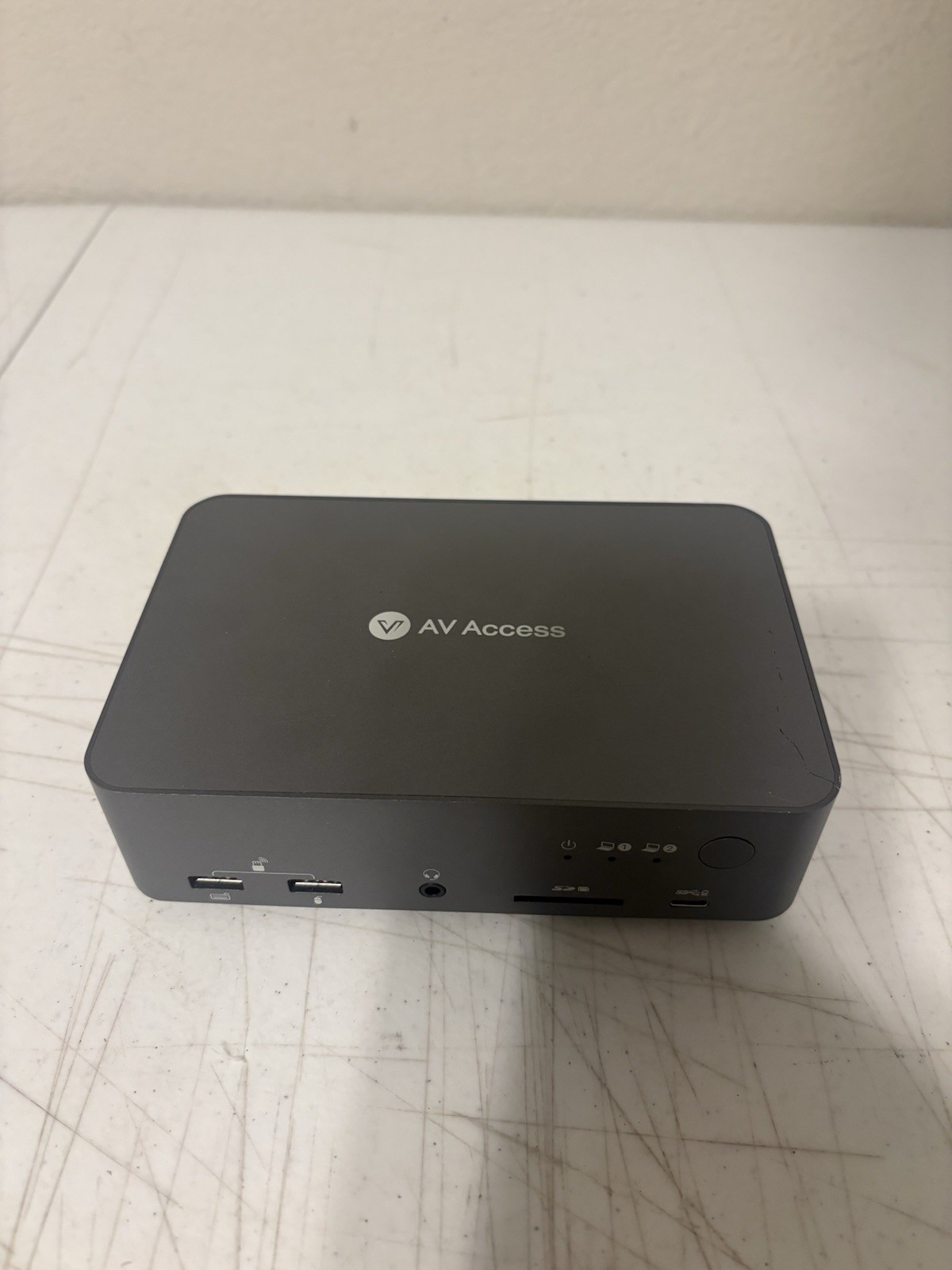 AV Access iDock C20 KVM Switch Dock 2 Monitors 2 Laptops, 4K KVM