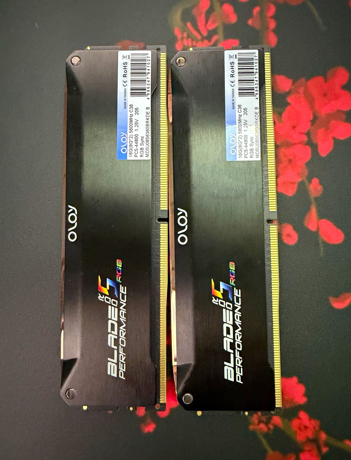 OLOy Blade Performance RGB 16GB (2x8GB) DDR5-5600 PC5-44800 UDIMM