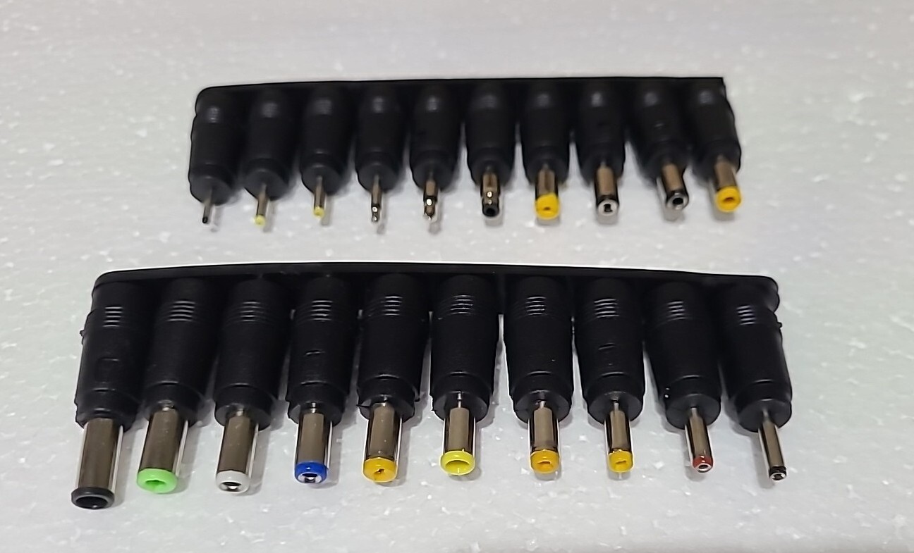 Aceyoon USB 5V DC Power Supply with 24Pcs DC Barrel Jack Universal Laptop Power 