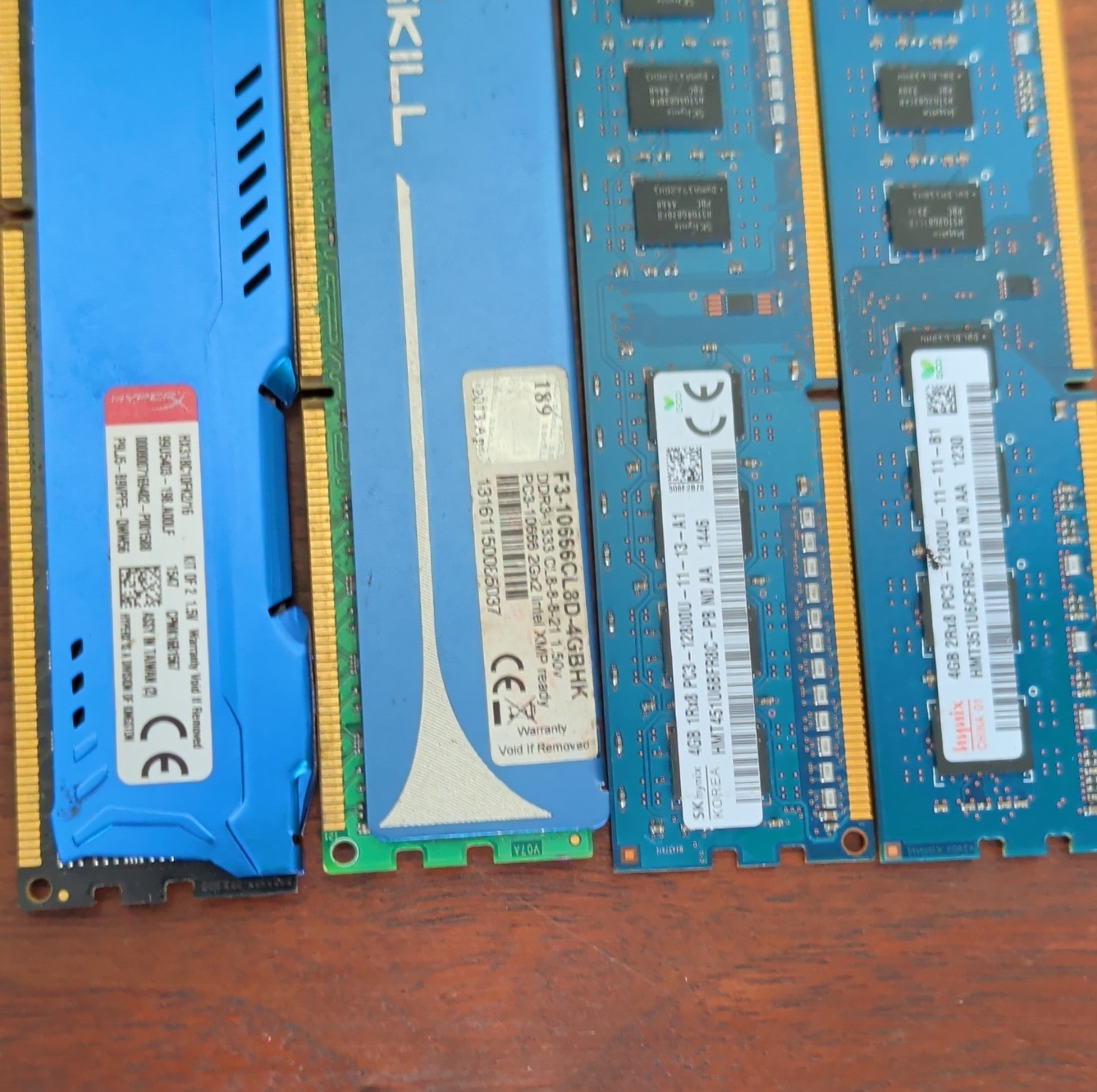 HyperX G.SKILL SK hynix DDR3 DIMM 16GB (4x4GB) PC3-12800U/10600 240-Pin RAM