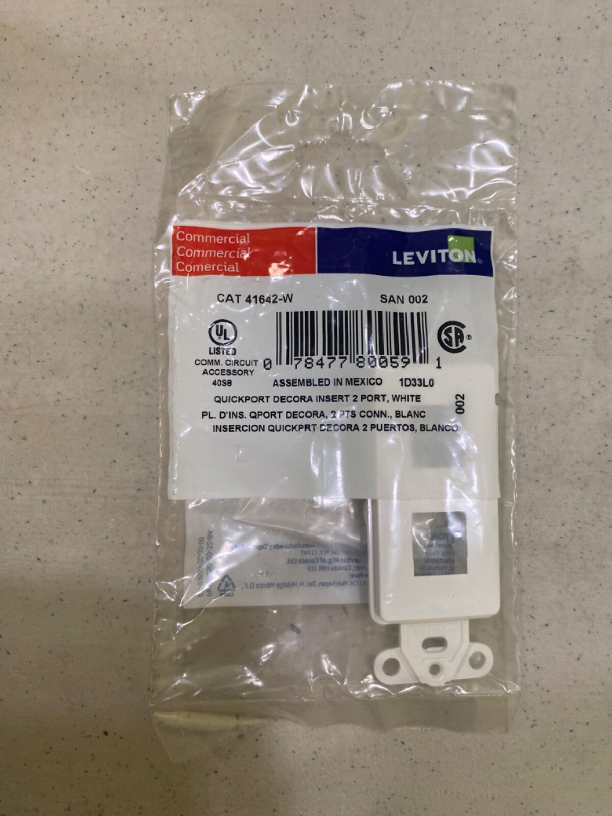 Leviton CAT 41642-W Decora Insert