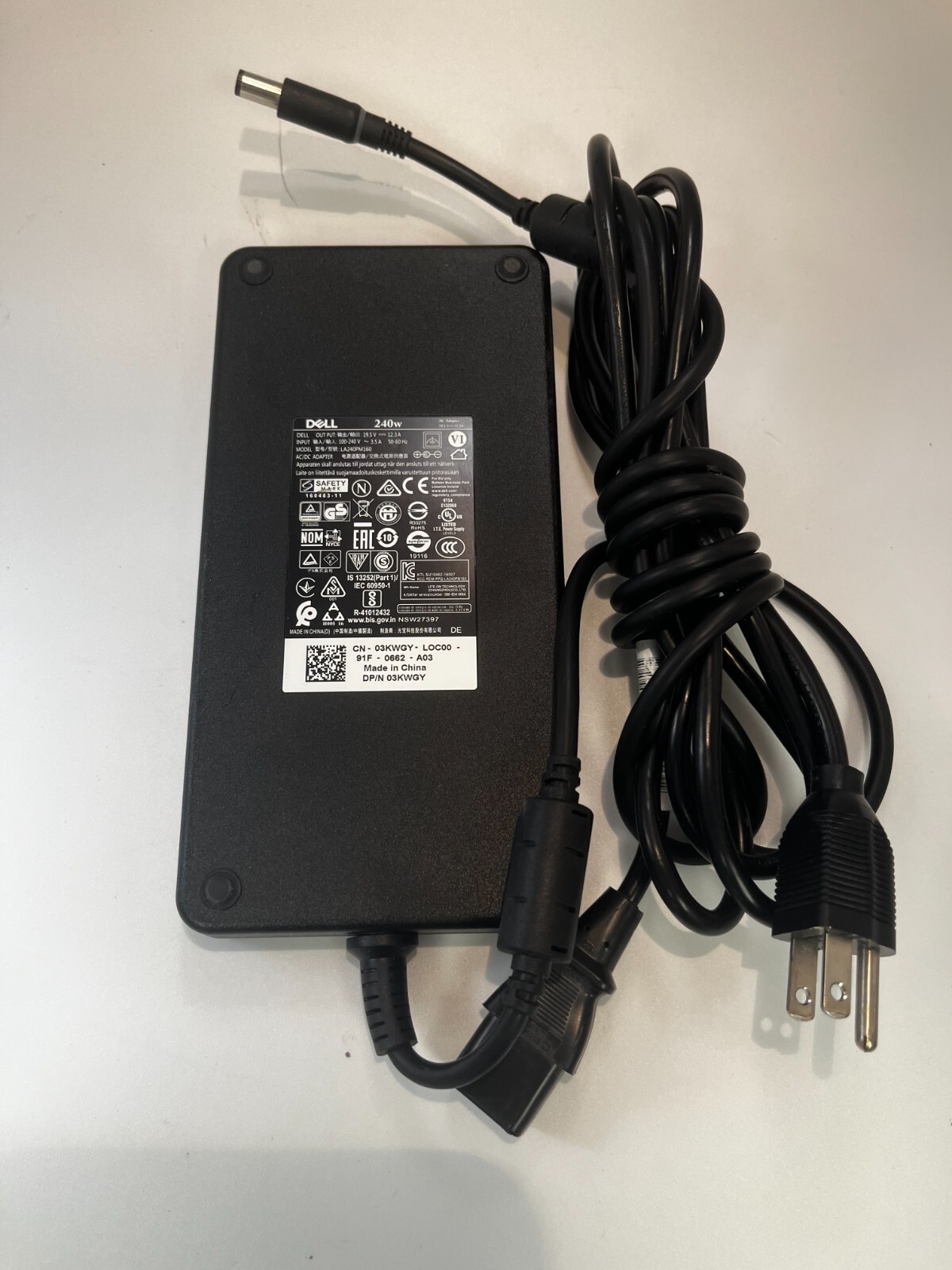 Genuine Dell Alienware Flextronics 240W 19.5V AC Adapter PA-9E  0FHMD4  Free S/H