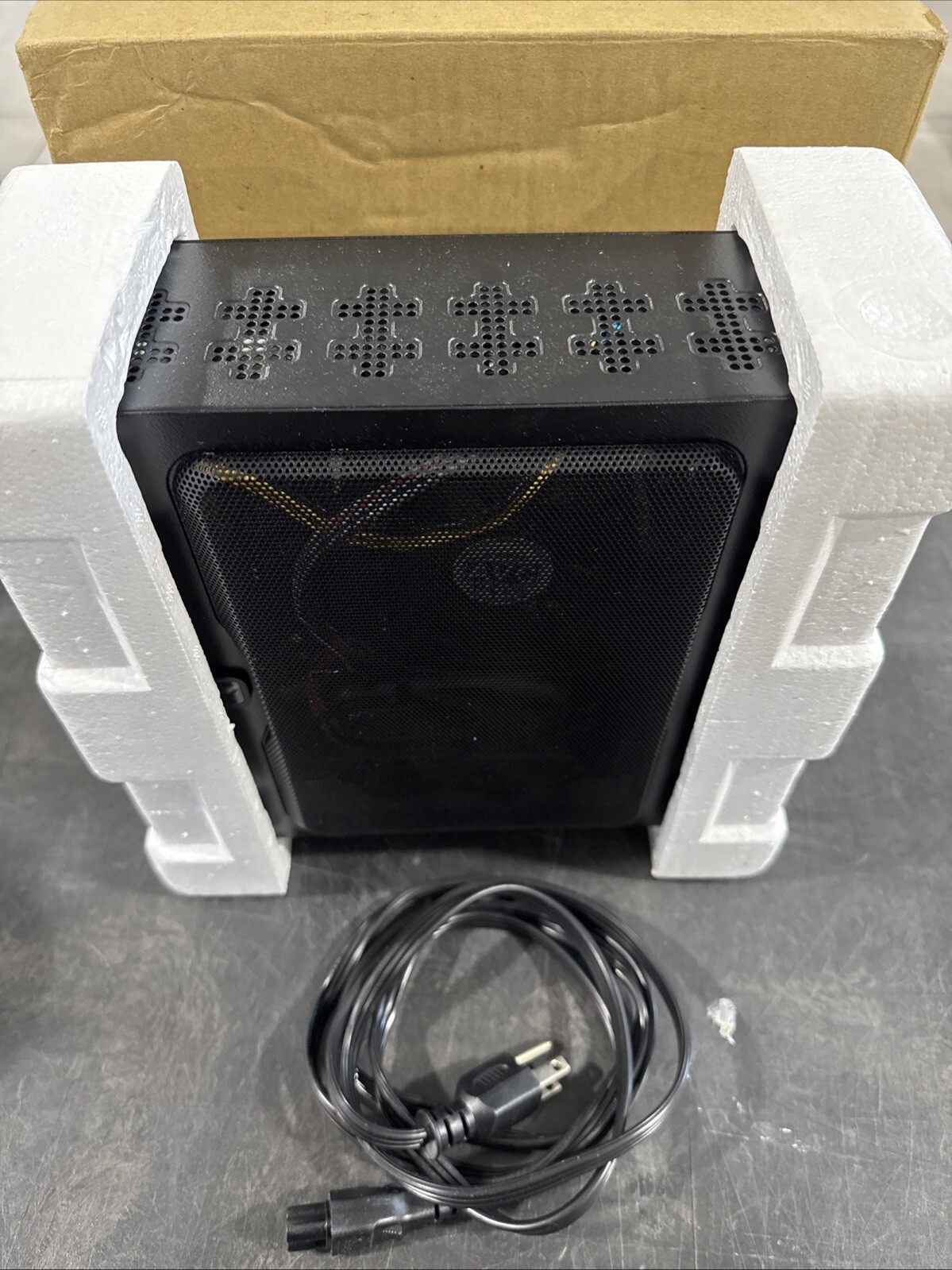InWin BQ656 Mini-ITX (Custom Built) Advantech - Intel Core i7 *NEW*
