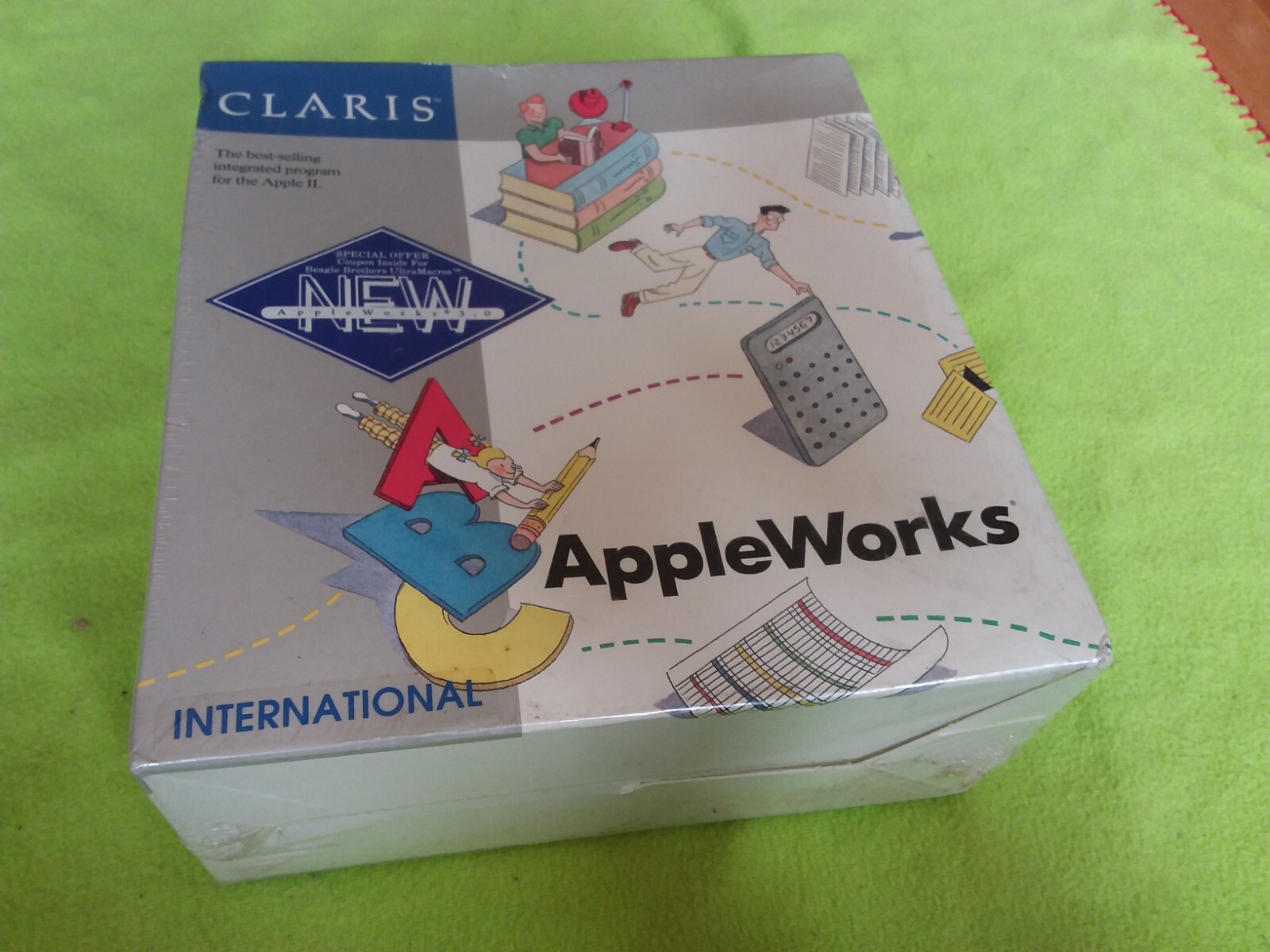 Claris Appleworks Apple II software. Plastic sealed. Vintage, rare, collectors.