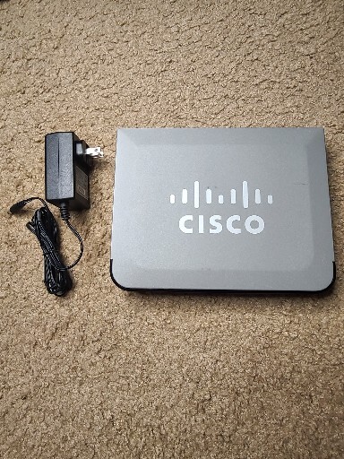 Cisco RV220W Wired/Wireless 4 Port Ethernet Switch Network Security Firewall
