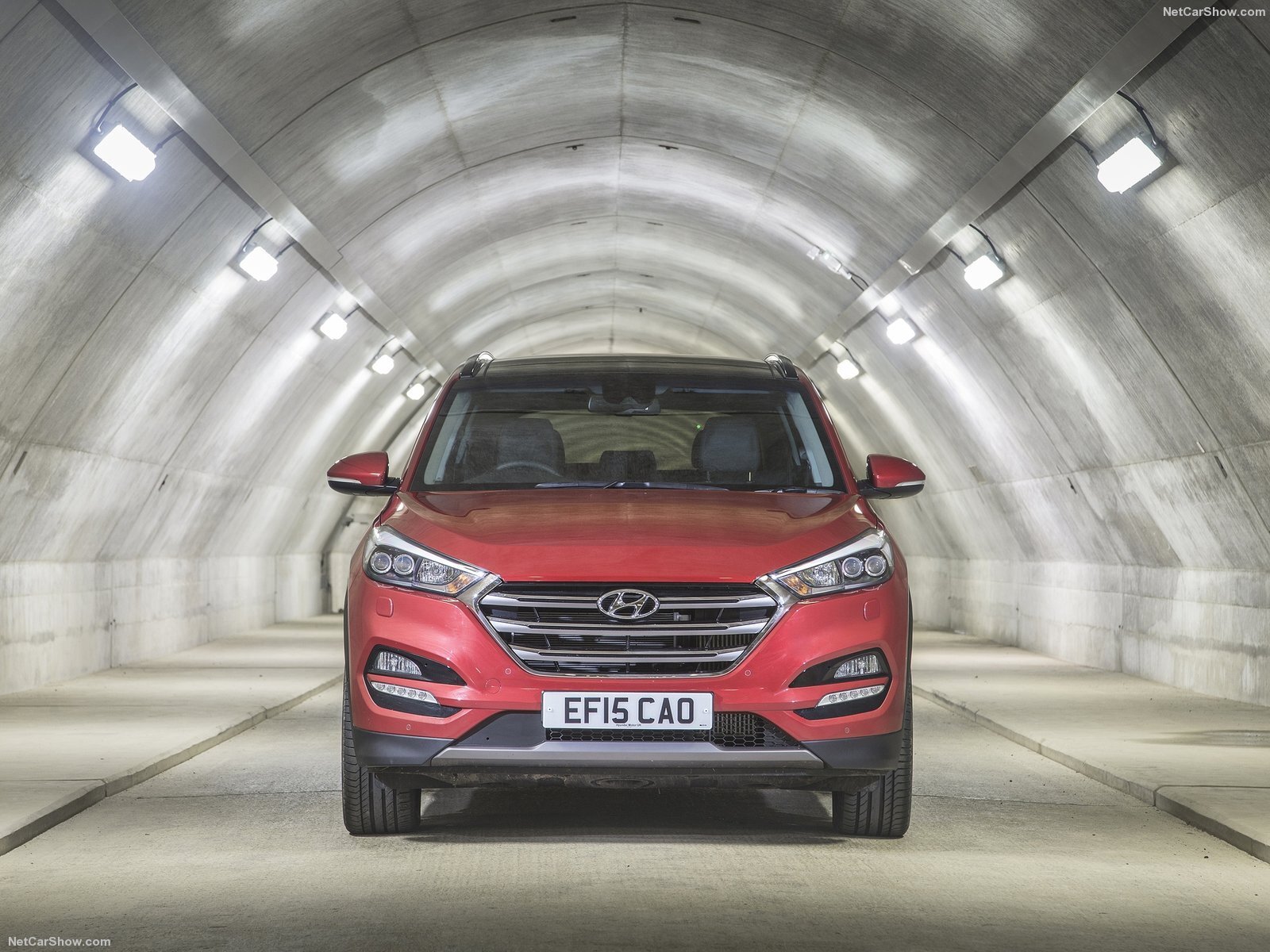 Cars 2015 2016 hyundai suv tucson eu Desk Mat Stitched