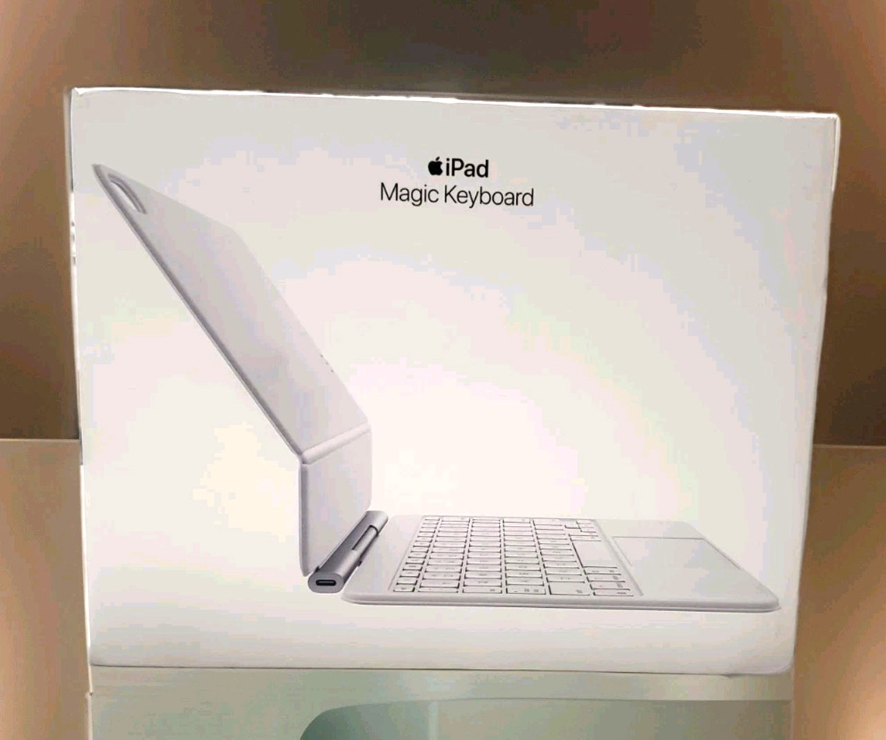 Authentic Apple Magic Keyboard for iPad Air 11-inch (M3) White MDFV4LL/A - NEW