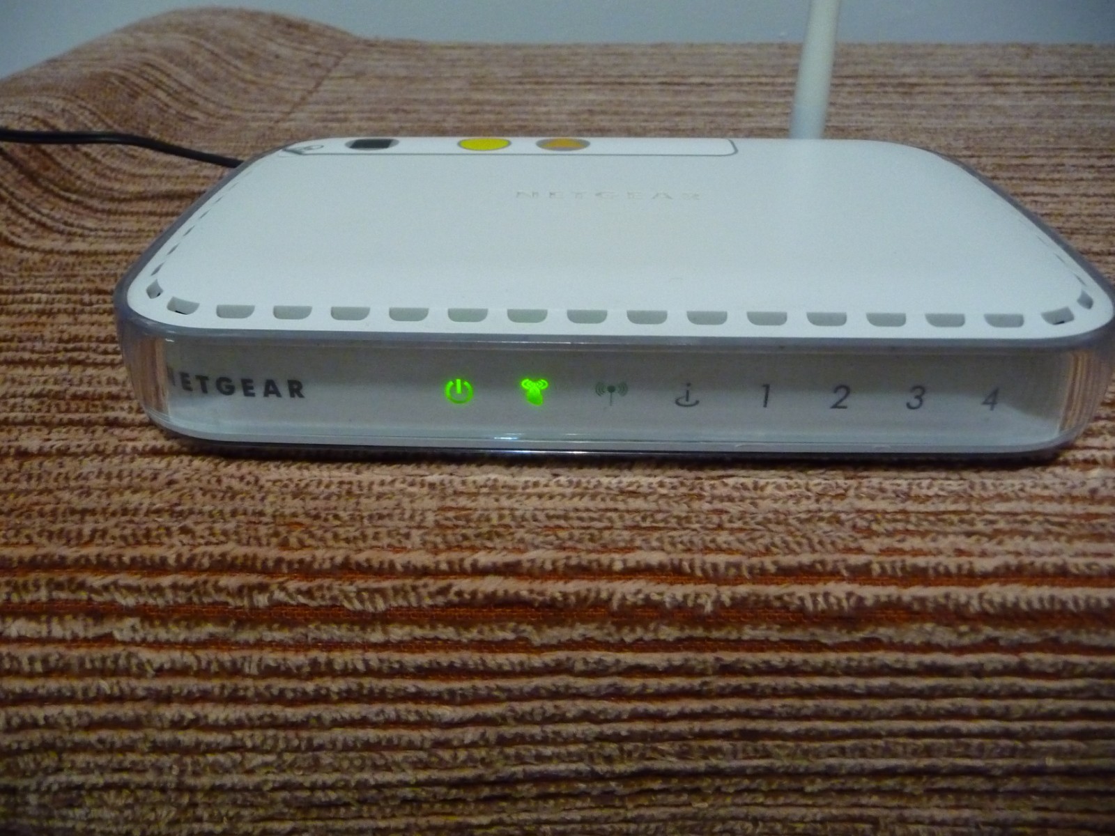 NETGEAR WGR614v10 Wireless-G Router, used, excellent working condition