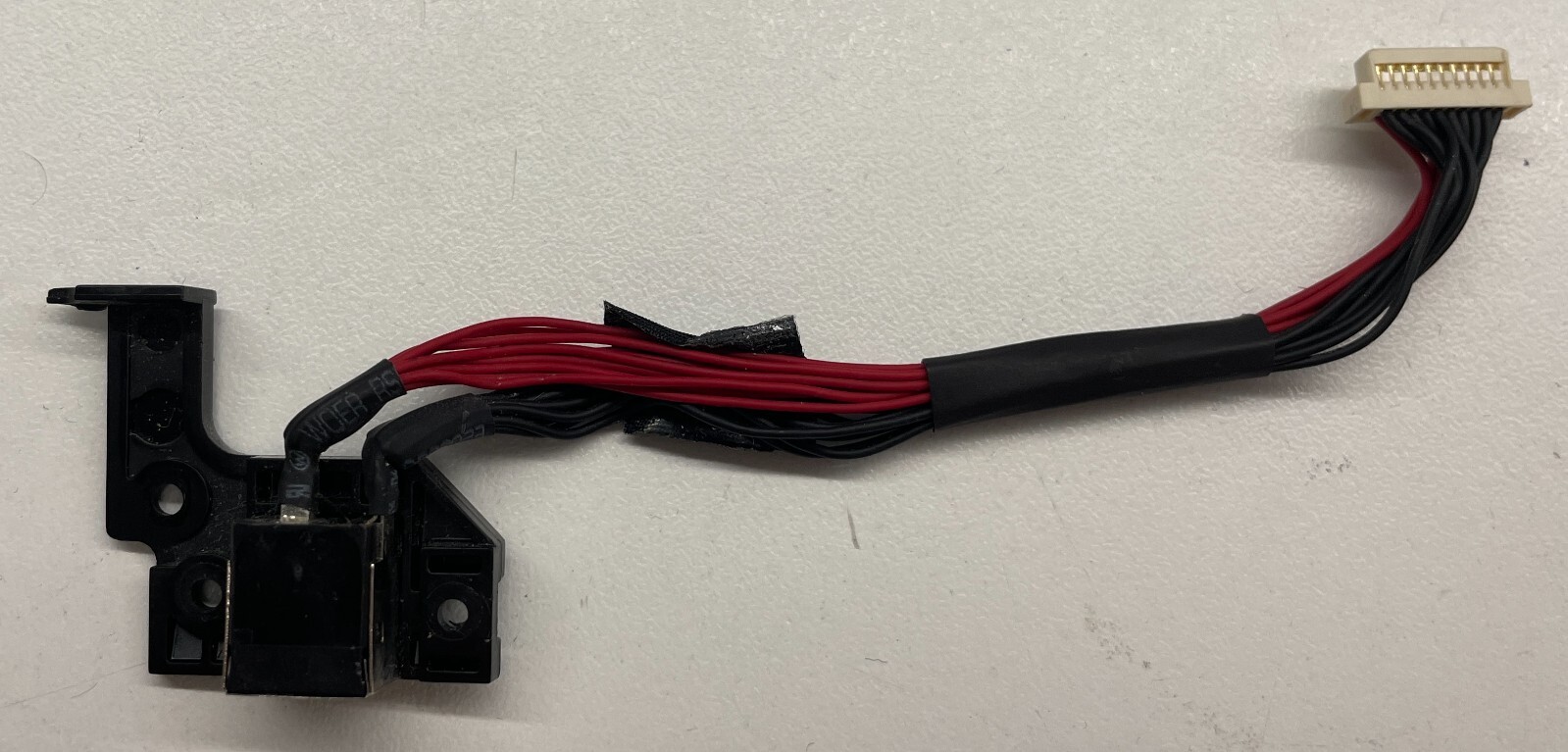 Genuine Razer RZ09-0165 DC Power Charging Jack Socket Cable