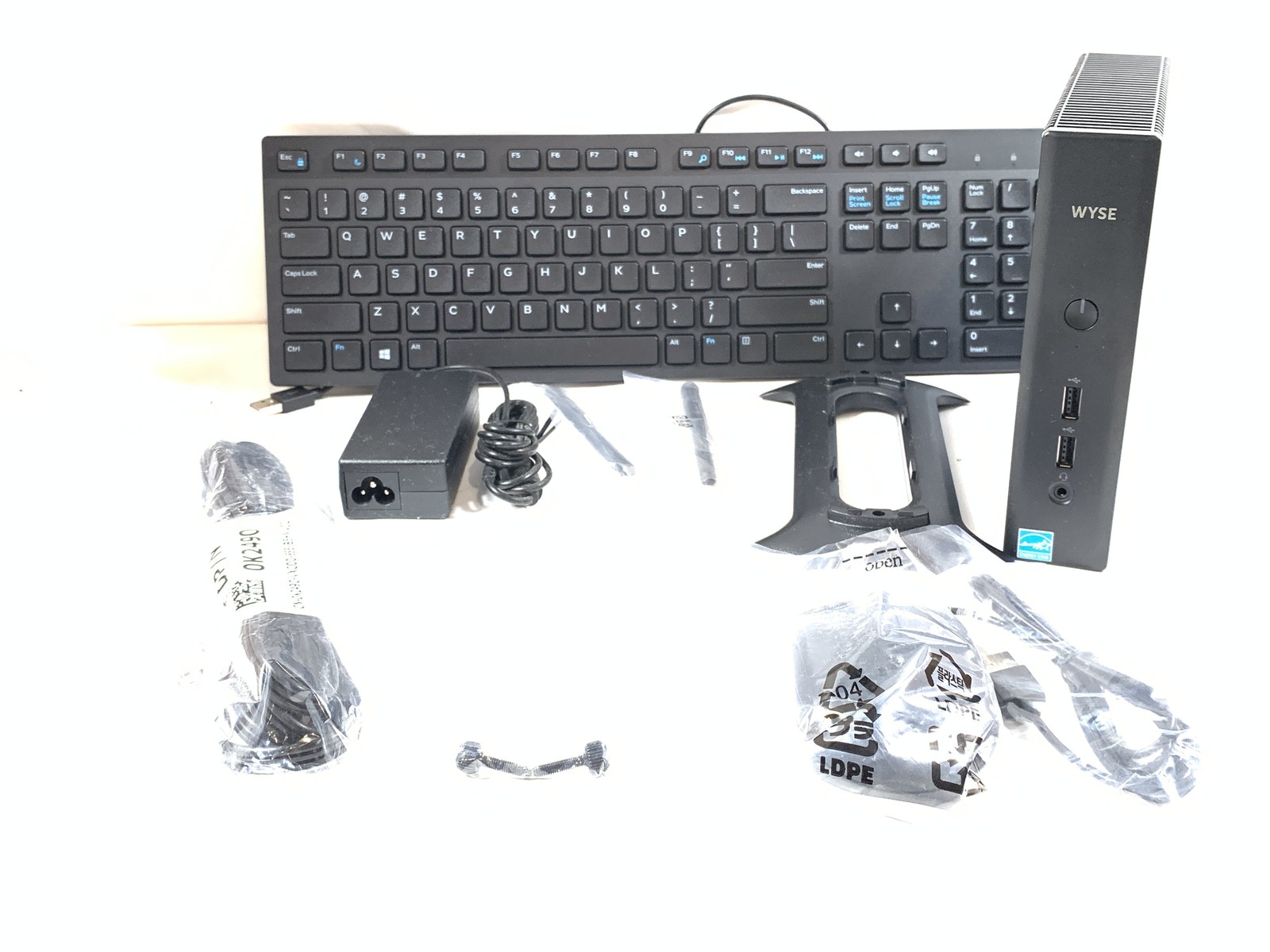 Dell Wyse 5060 Thin Client GX-424CC 2.4GHz 4GB RAM 16GB SSD Windows 10 Pro RJ45