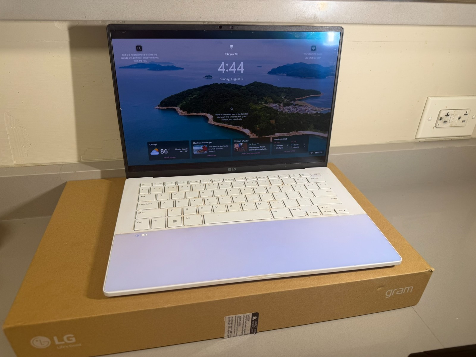 LG gram Style 14 OLED Laptop — Core i7, 32GB RAM, 1TB SSD