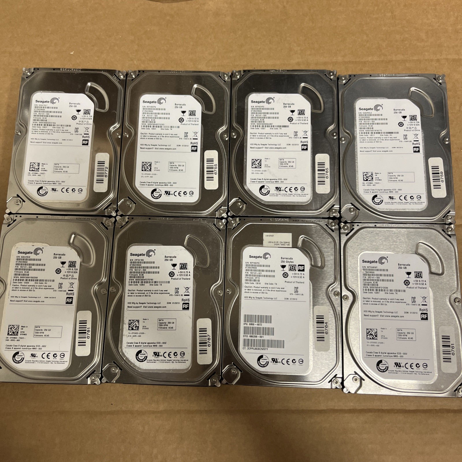 LOT Of 8x Seagate Barracuda ST250DM000 250GB 7200RPM 3.5" SATA Hard Drive