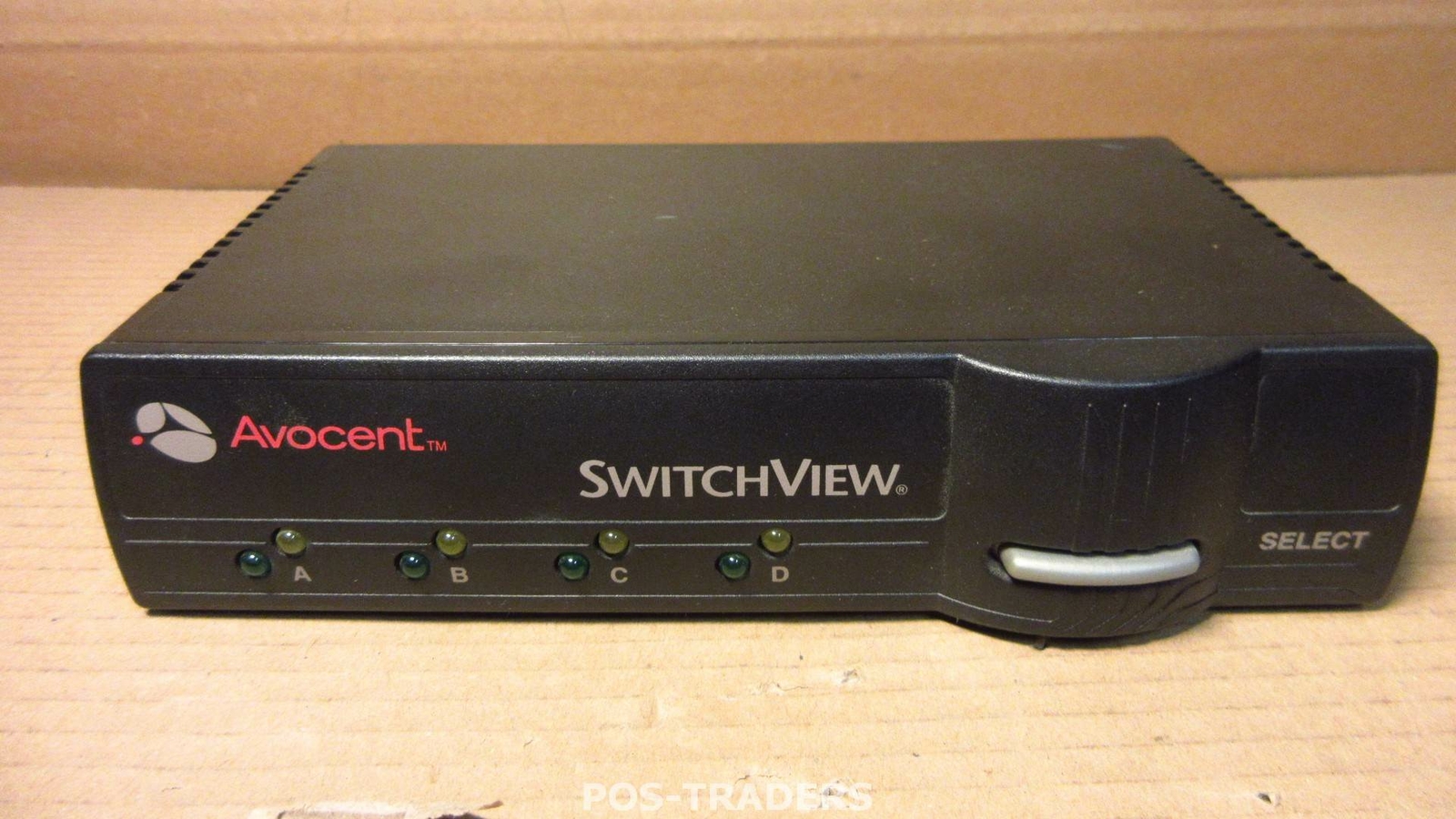 Avocent Switchview 4-Port KVM Switch Cybex 520-195-005 - EXCL PSU & CABLES